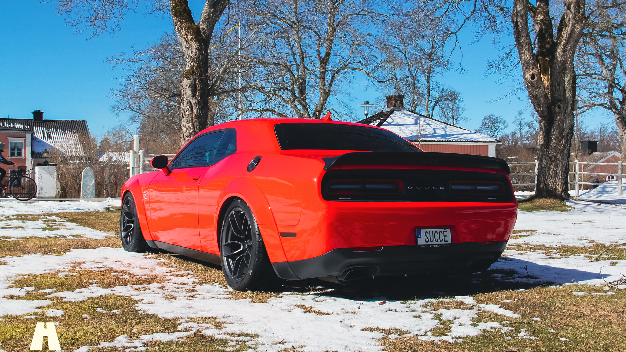 Exterior image of 2019 Dodge Challenger Hellcat (9)