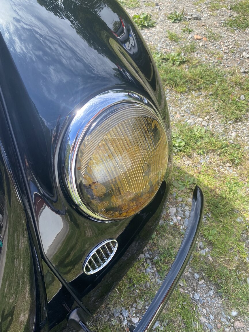 Exterior image of 1956 Volkswagen Beetle 