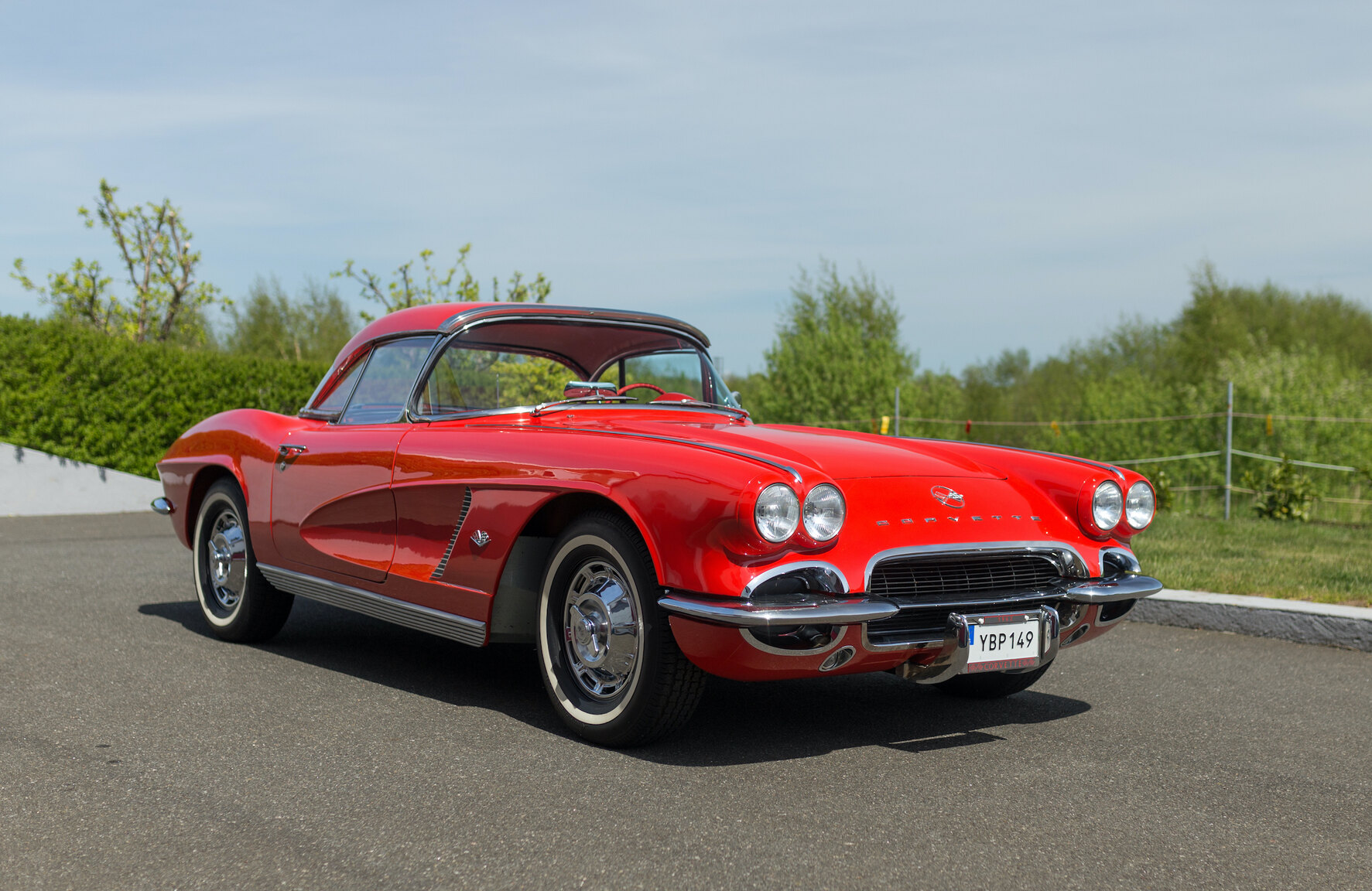Exterior image of 1962 Corvette C1