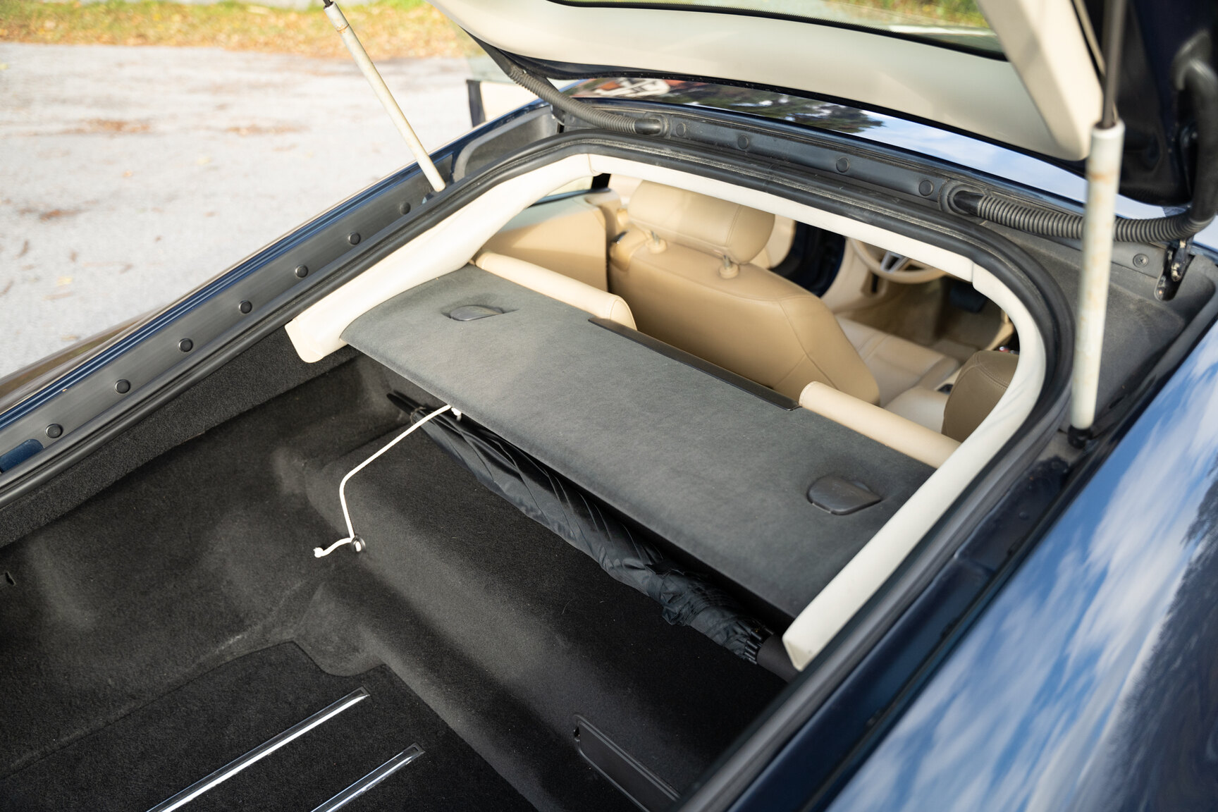 Interior image of 2009 Jaguar XK