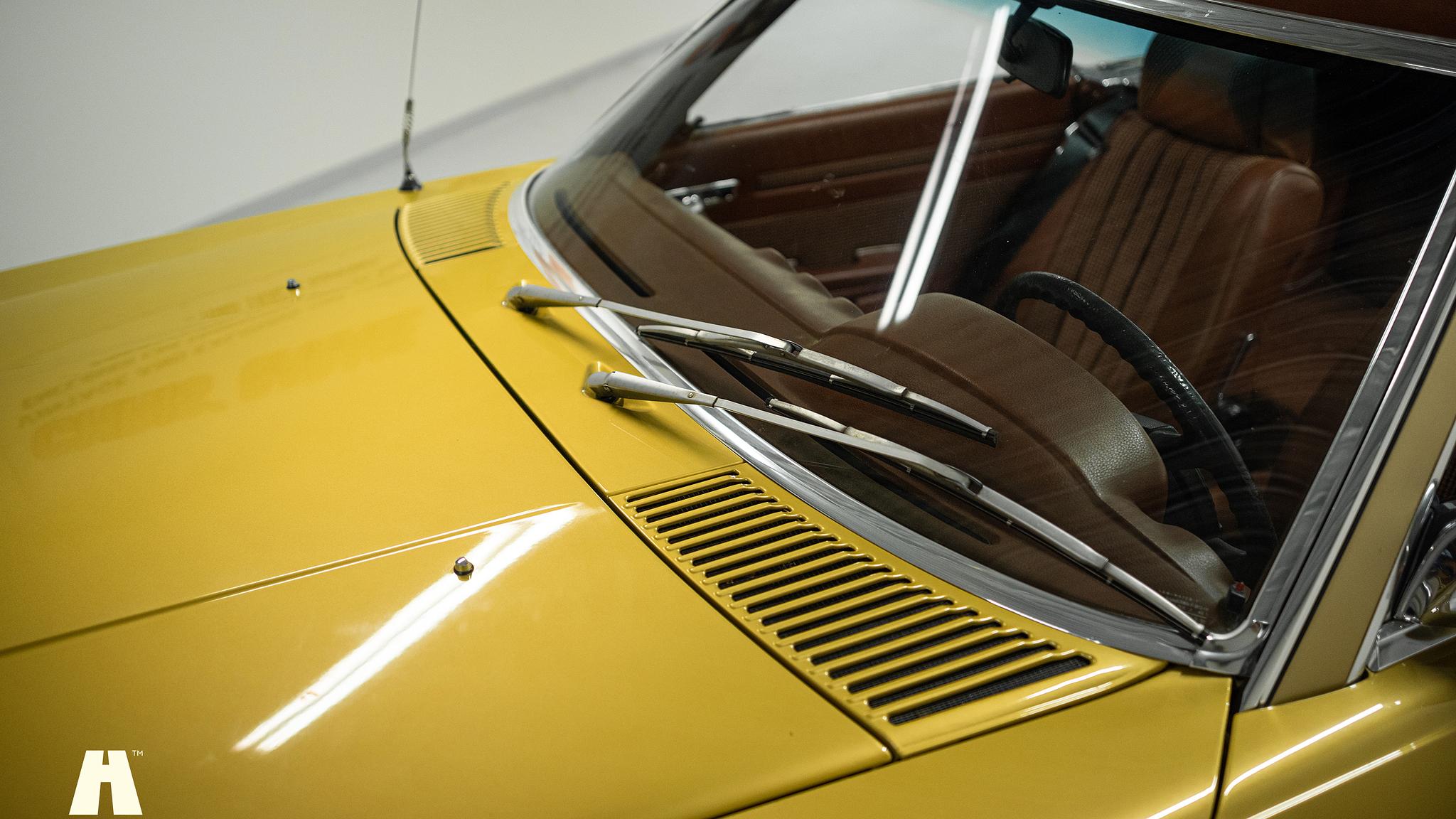 Aussenfoto 1975 Mercedes SL 350