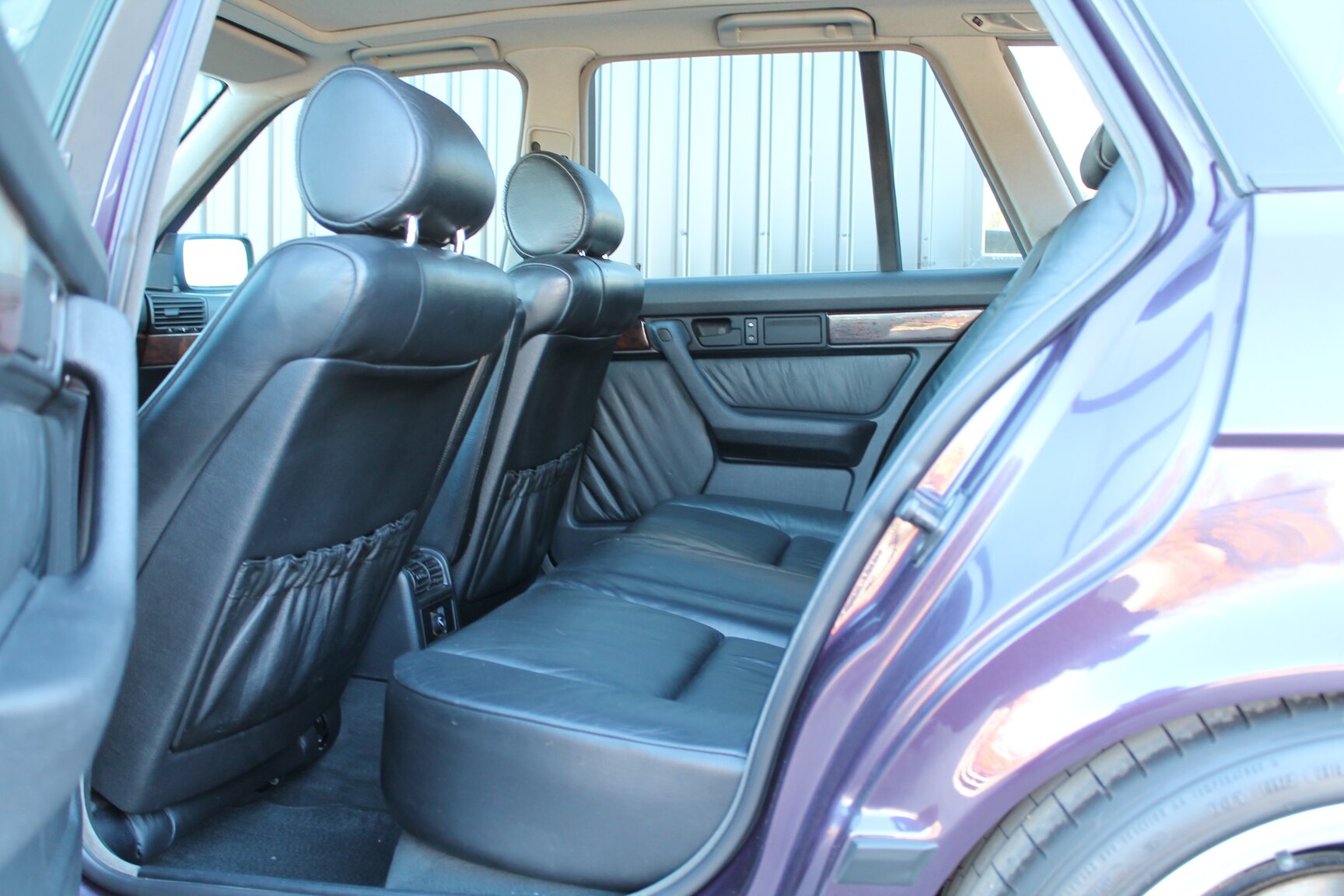Innenraumfoto von 1996 BMW 540i Touring "No Reserve Auction"