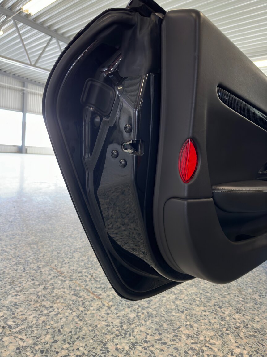 Innenraumfoto von 2016 Maserati Grancabrio (20)