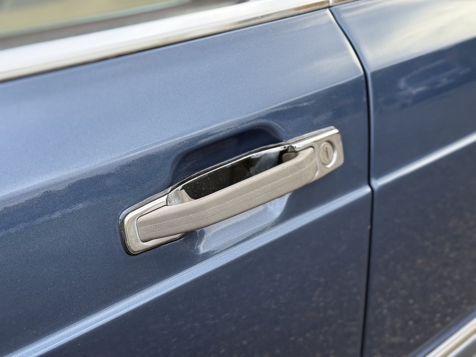 Aussenfoto 1987 Mercedes-Benz 300 SE