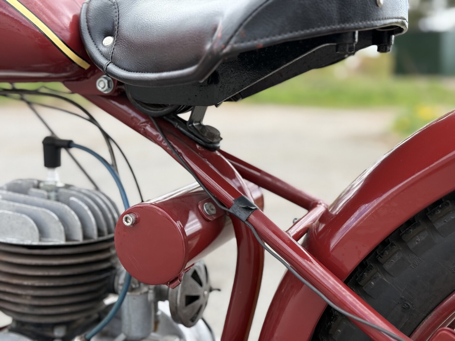 Image of 1953 Huskvarna Modell 30 mechanics