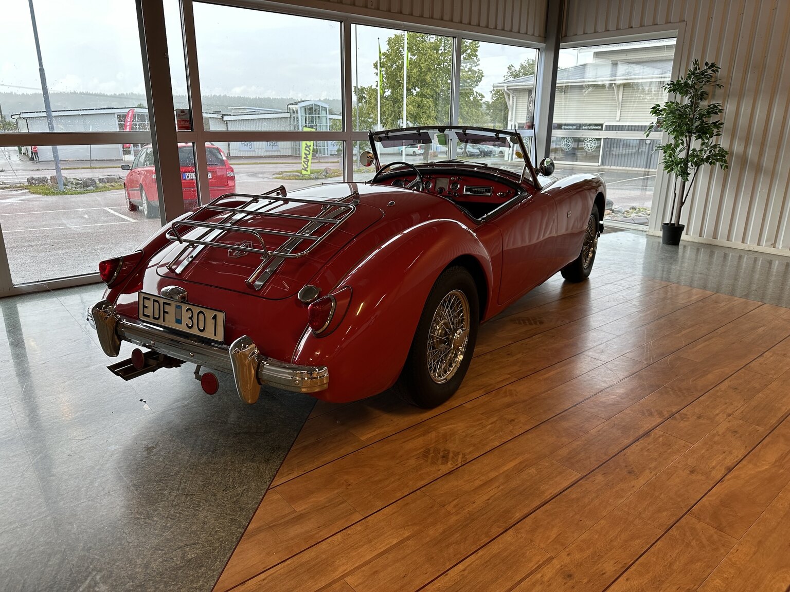 Exterior image of 1959 MG MGA Roadster