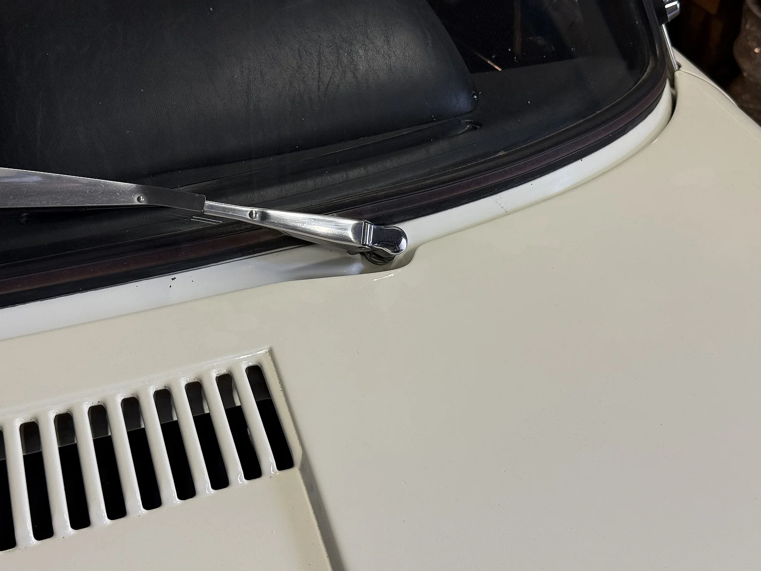 Exteriörbild på 1970 BMW New Class 4-dörrars Sedan (82)
