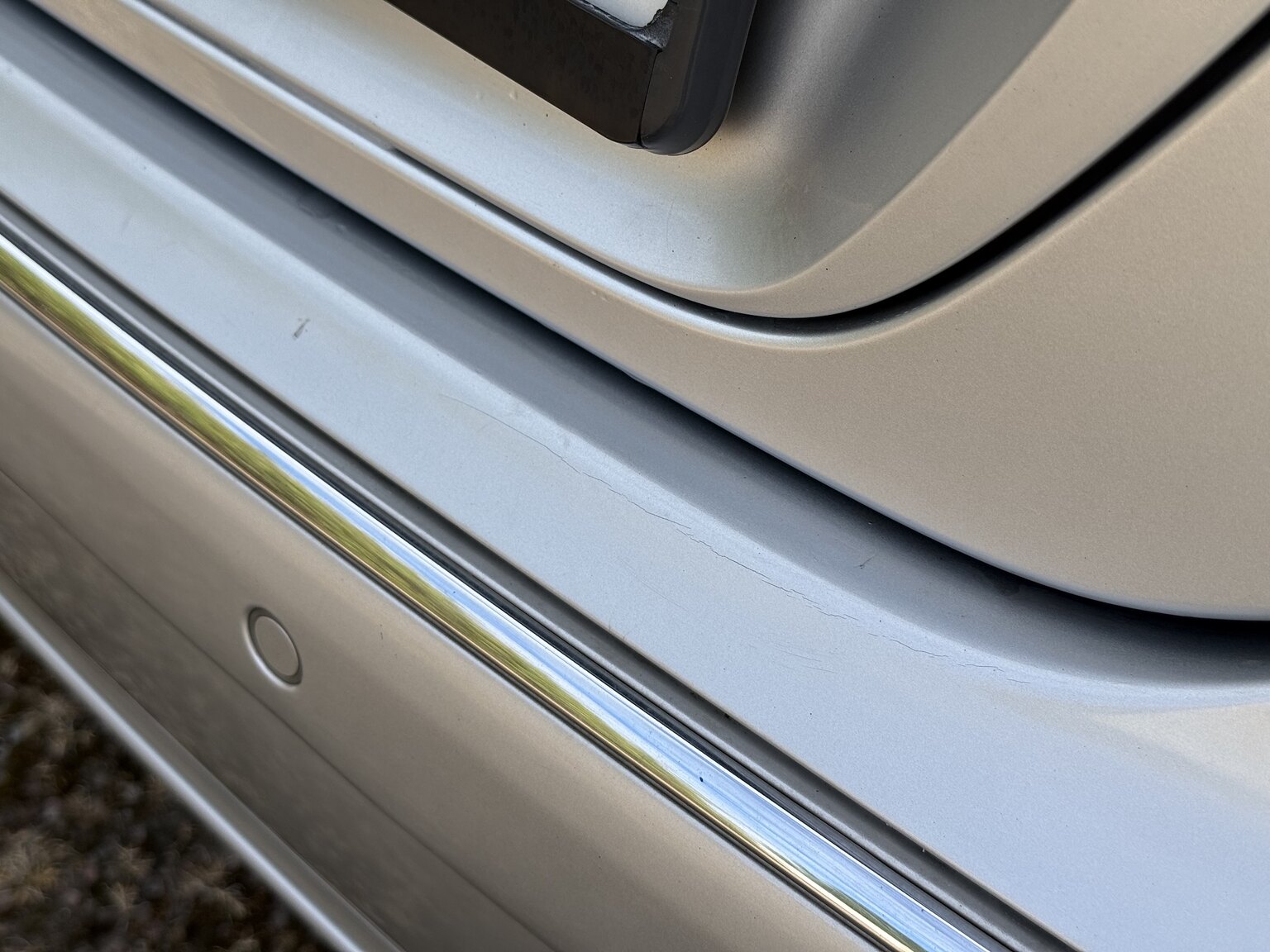 Exterior image of 2000 Mercedes-Benz CL 500