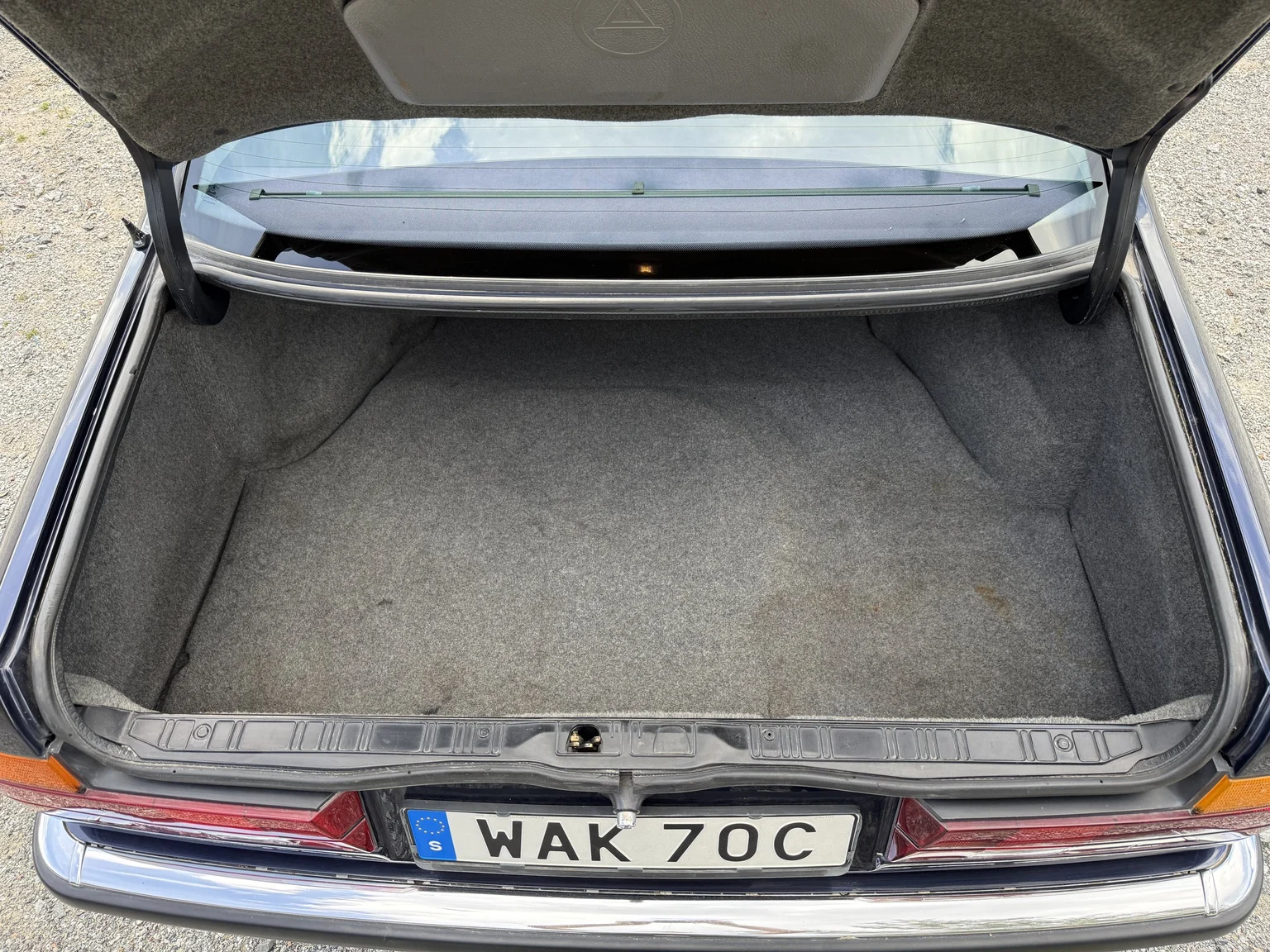 Innenraumfoto von 1990 BMW 750i (104)