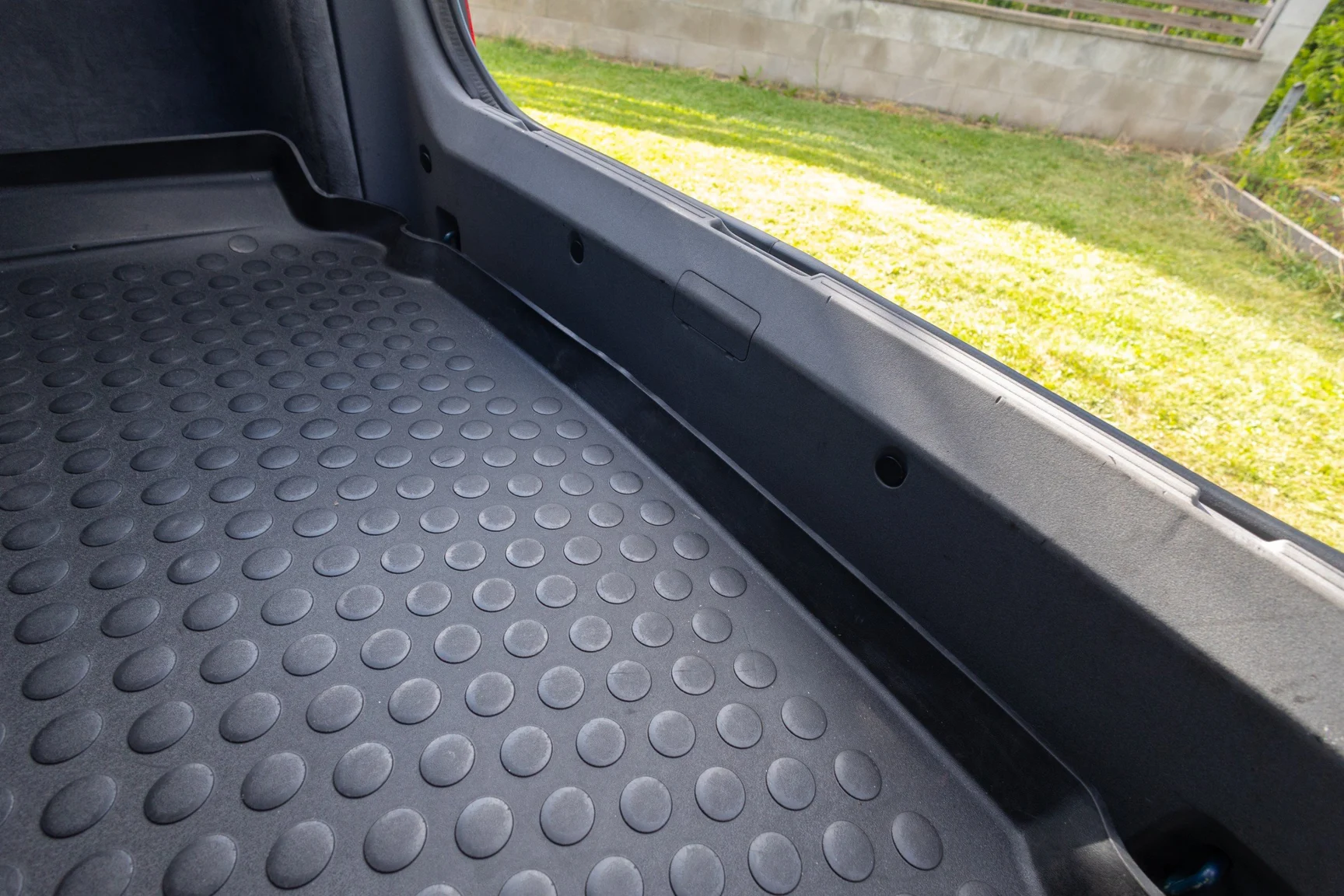 Interior image of 2002 BMW M5 E39 (114)