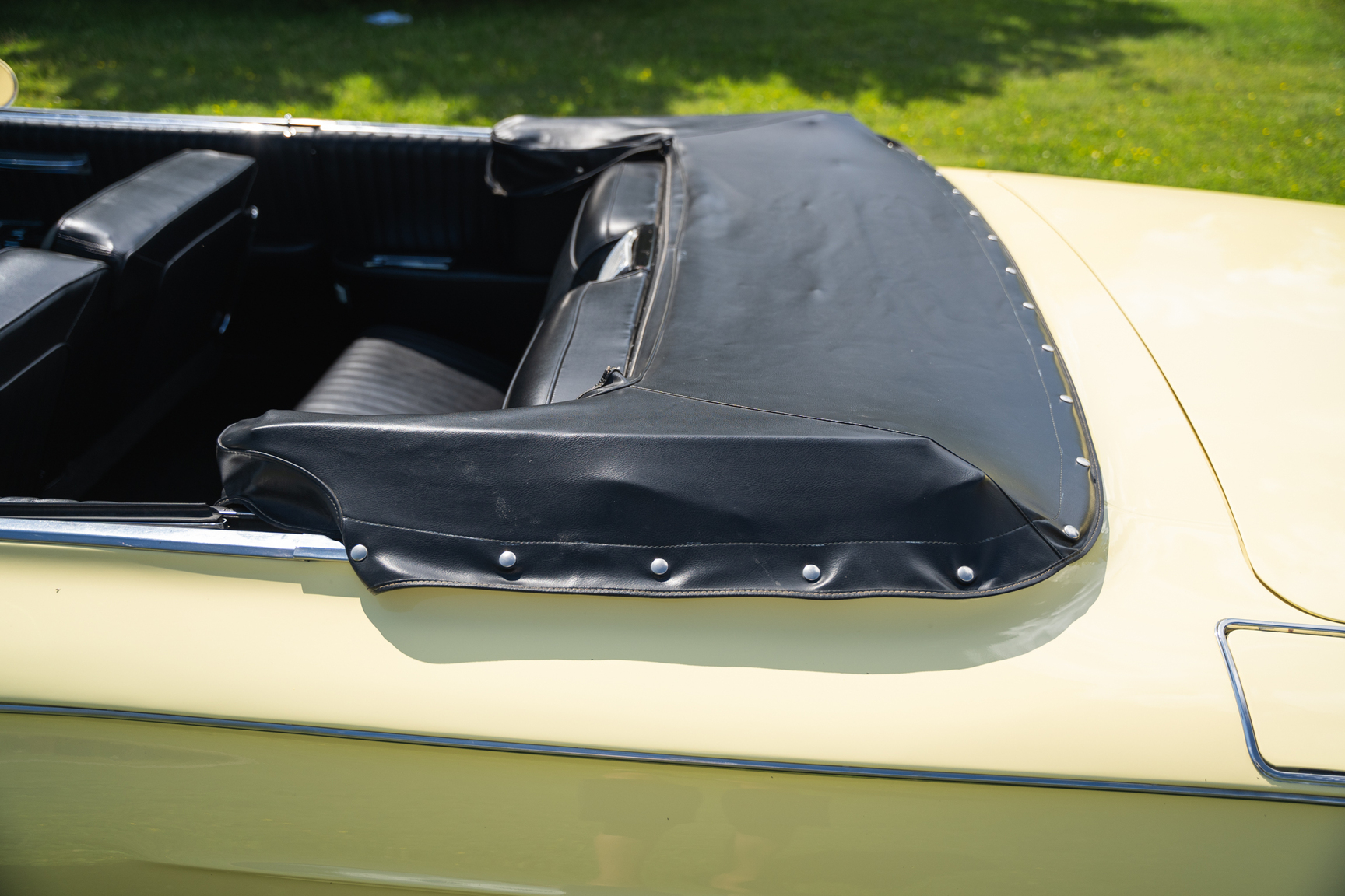 Exteriörbild på 1961 Buick Electra 225 cab