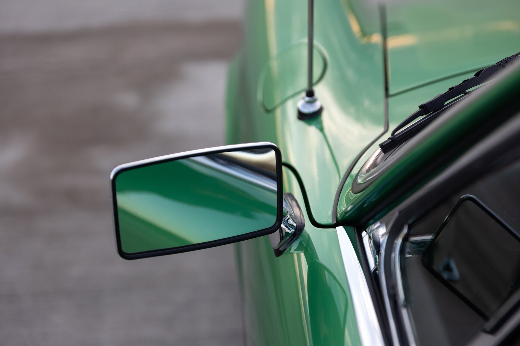 Exterior image of 1974 Porsche 911 S Targa