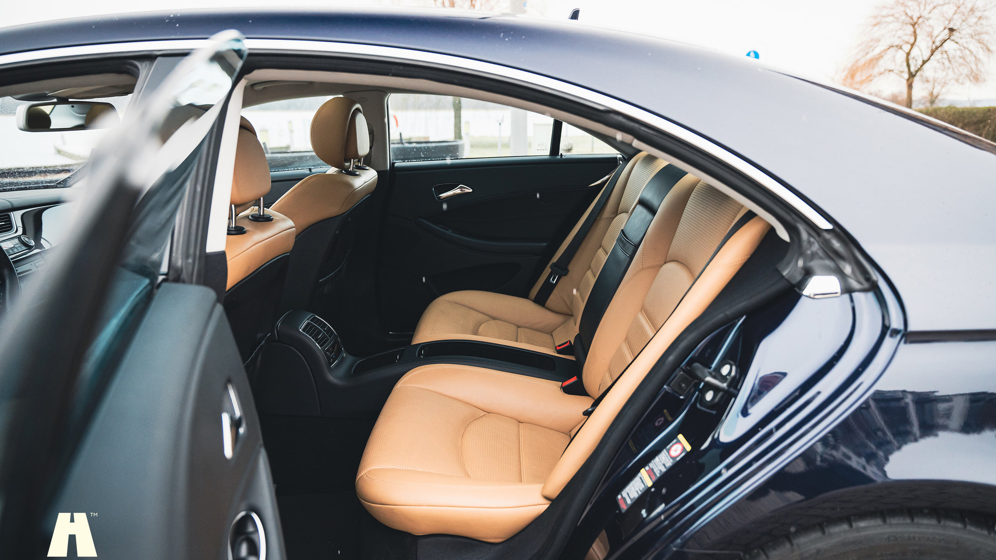 Innenraumfoto von 2008 Mercedes-Benz CLS 63 AMG (59)