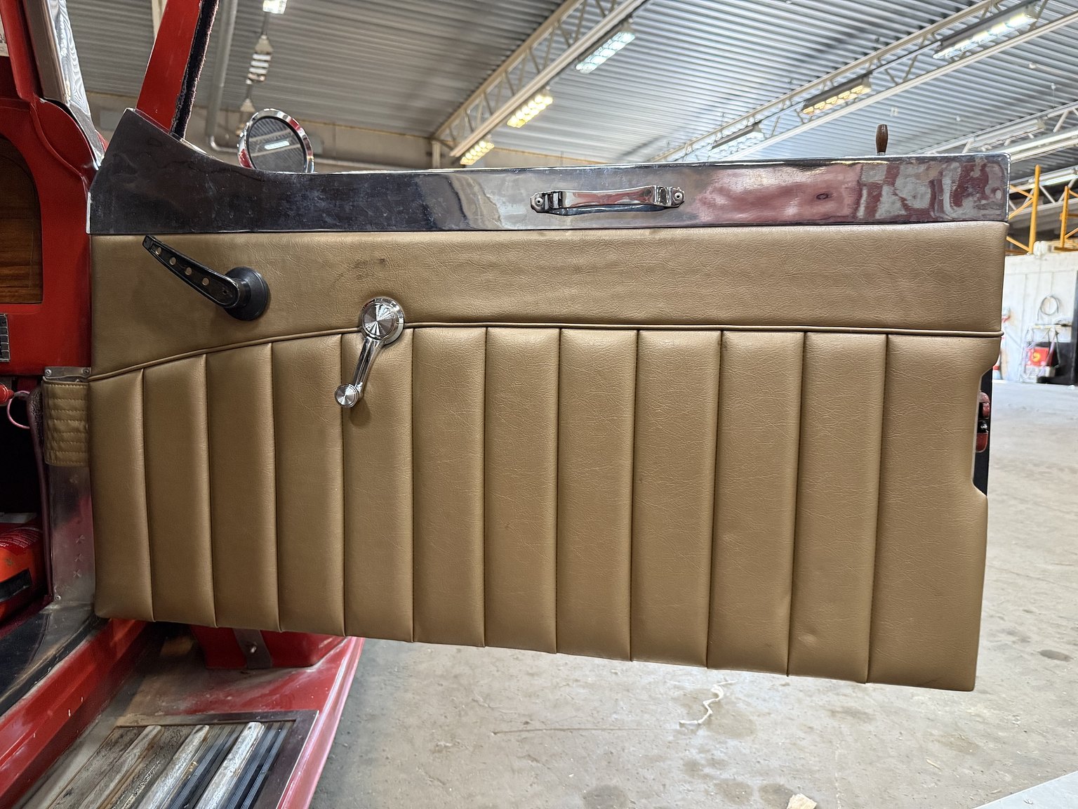 Interiörbild 1965 Duesenberg Roadster/StreetRod Replika 