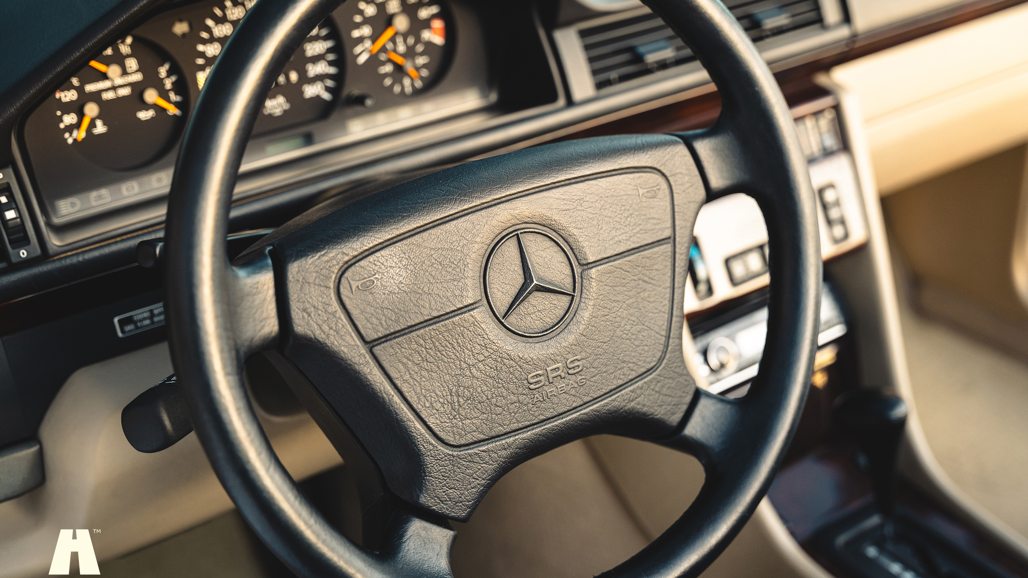 Innenraumfoto von 1995 Mercedes-Benz E320 Cabriolet 