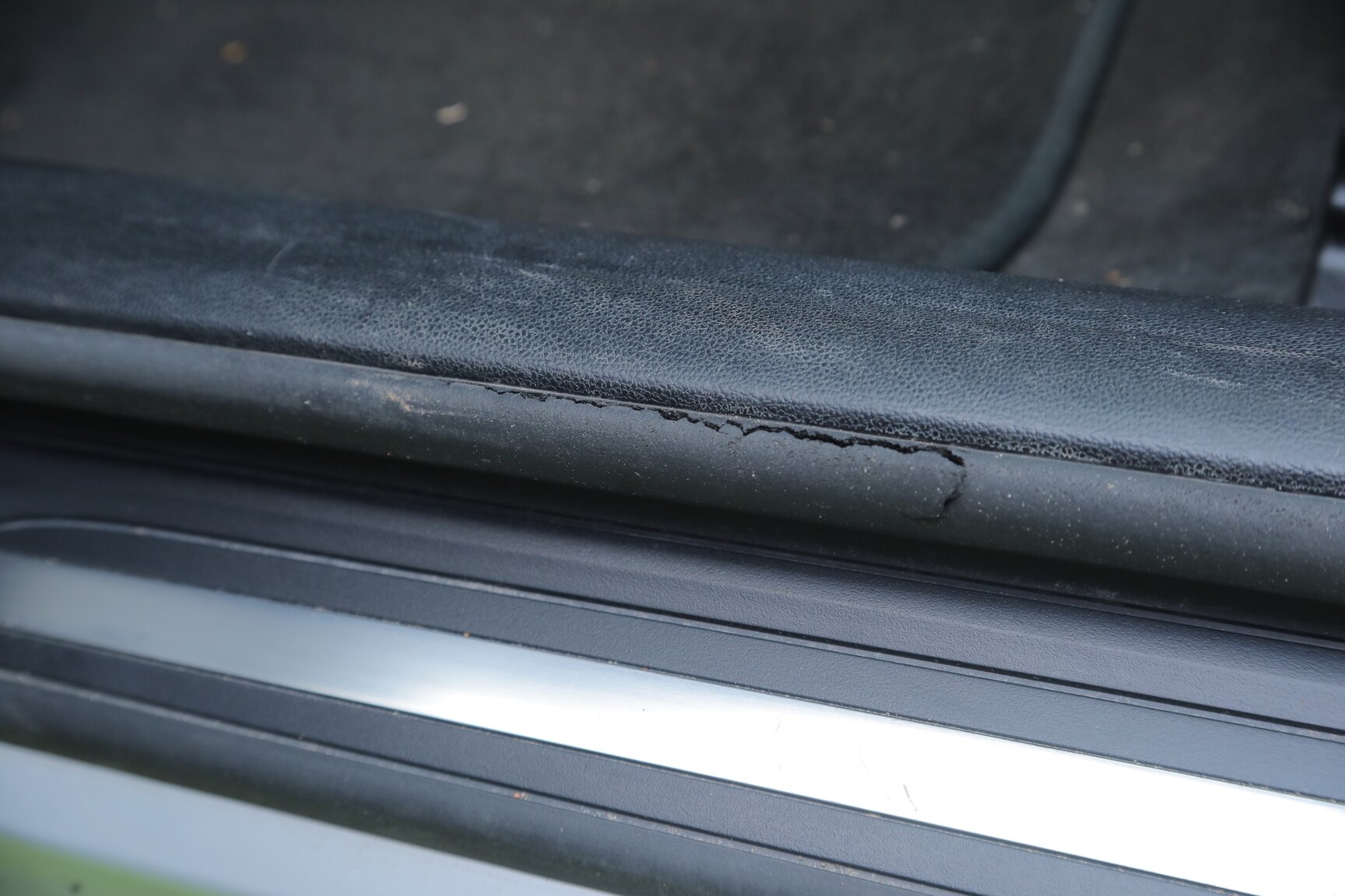 Interior image of 2008 BMW 325D Cabriolet