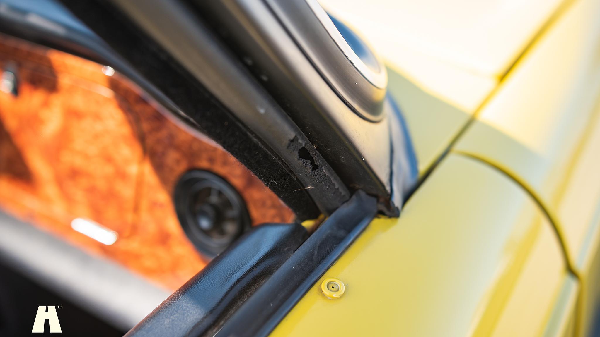 Exterior image of 1974 Triumph TR6 (115)