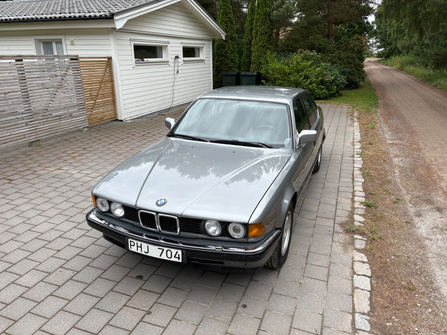 Aussenfoto 1988 BMW 730iA (9)