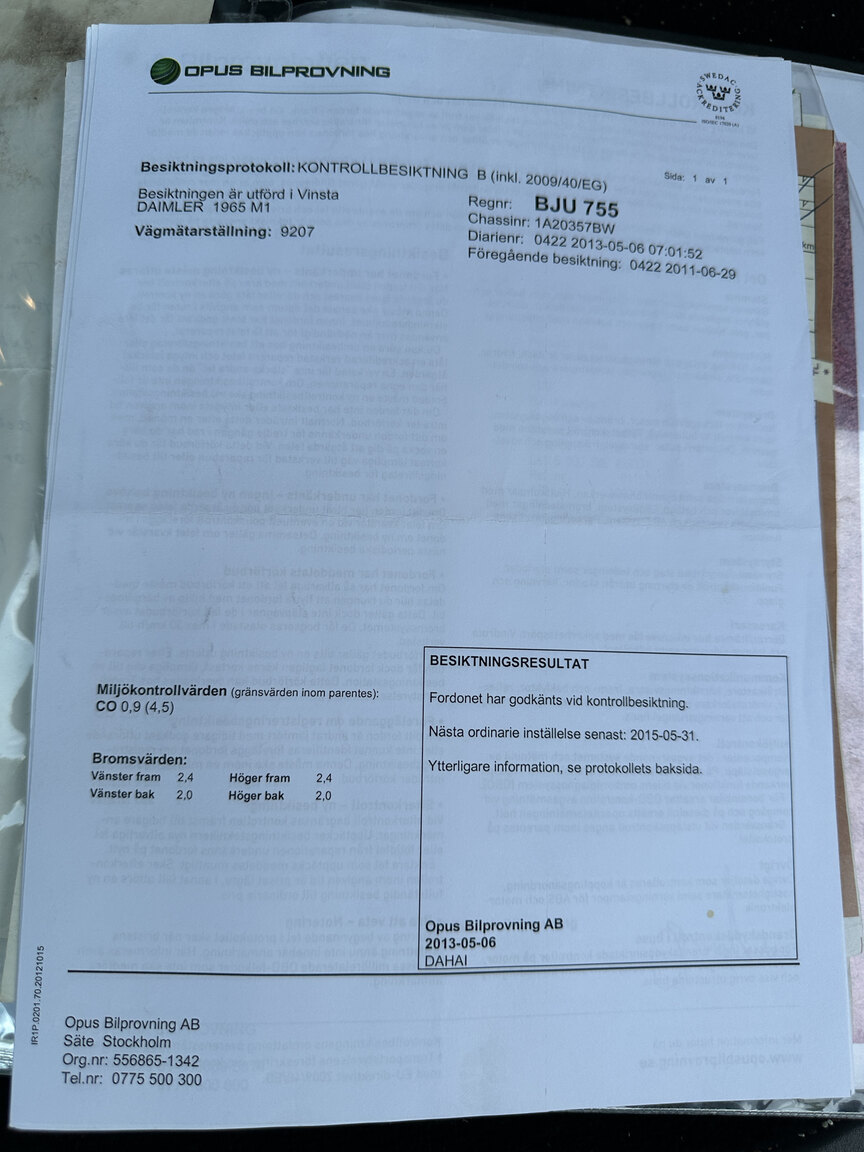 Documentation for 1965 Daimler 250 V8