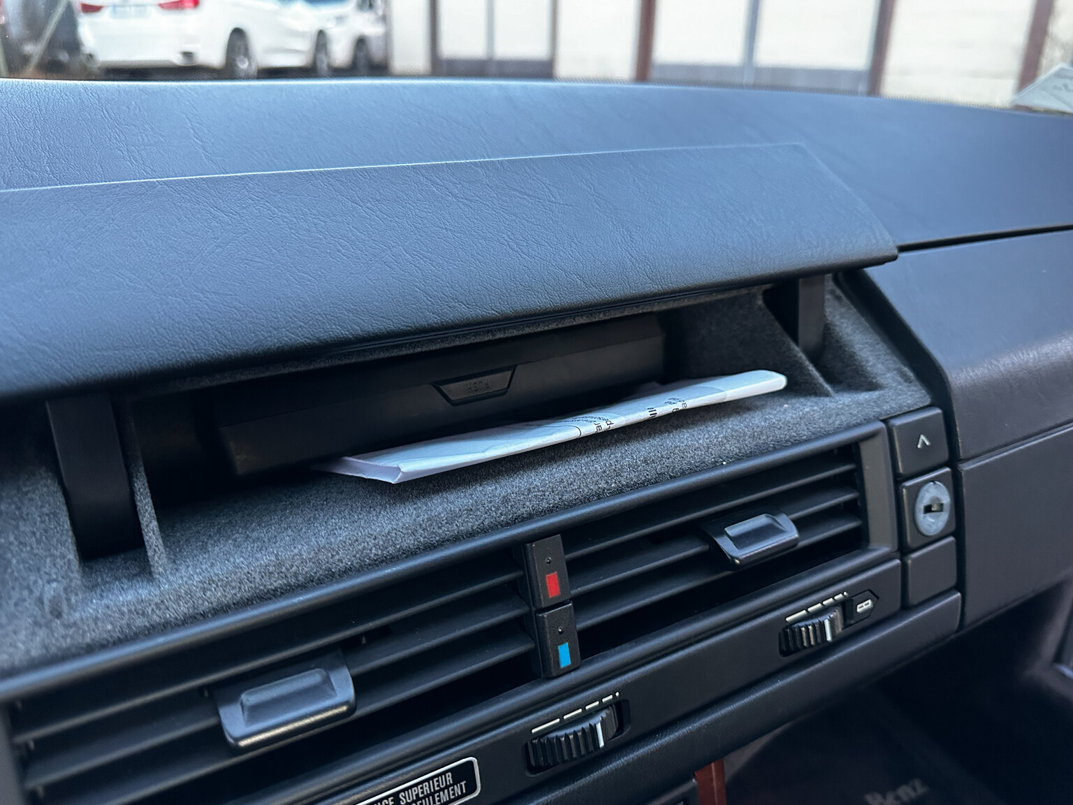 Interiörbild 1990 Mercedes-Benz SL500