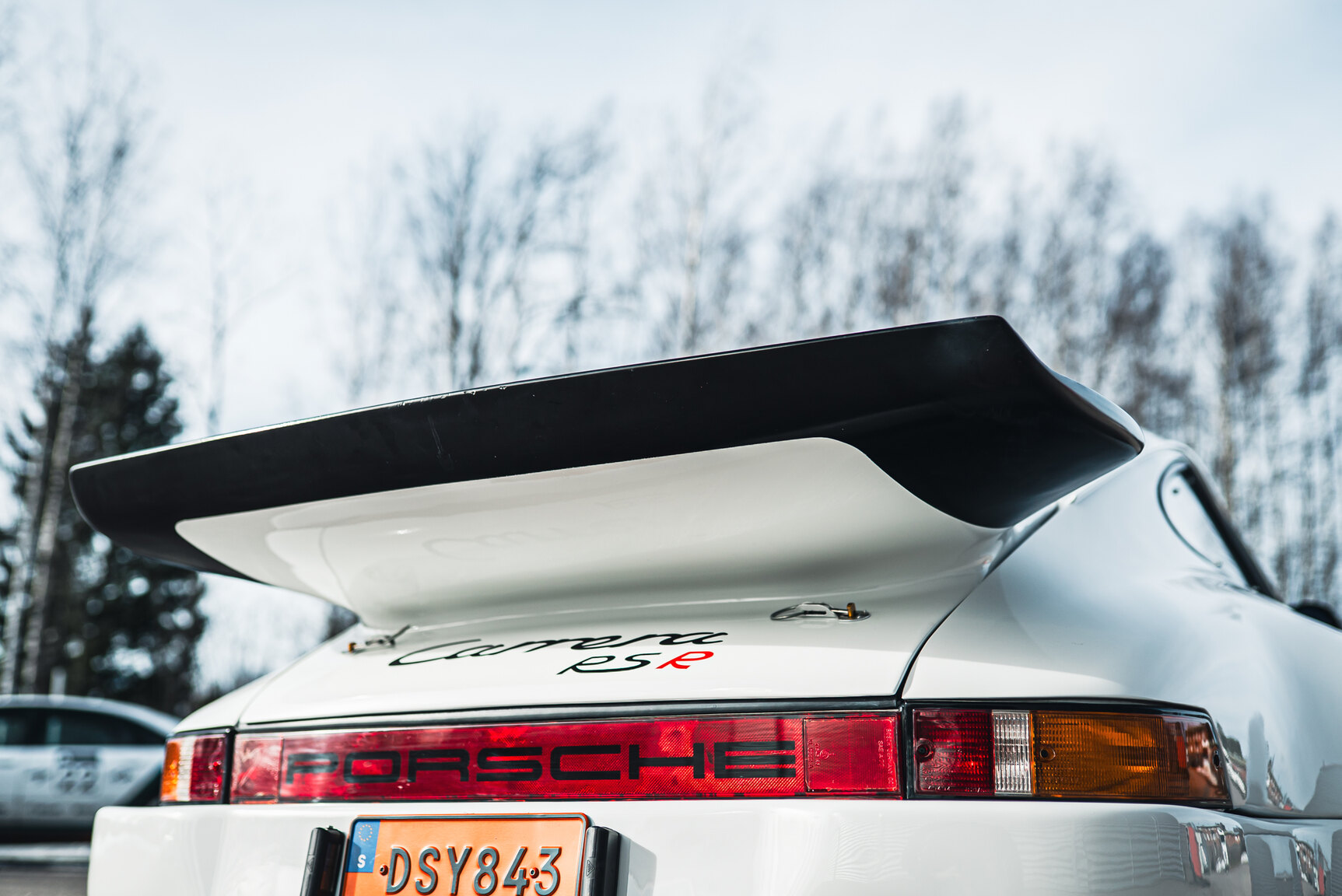 Exteriörbild på 1977 Porsche 911 RSR Rallycar