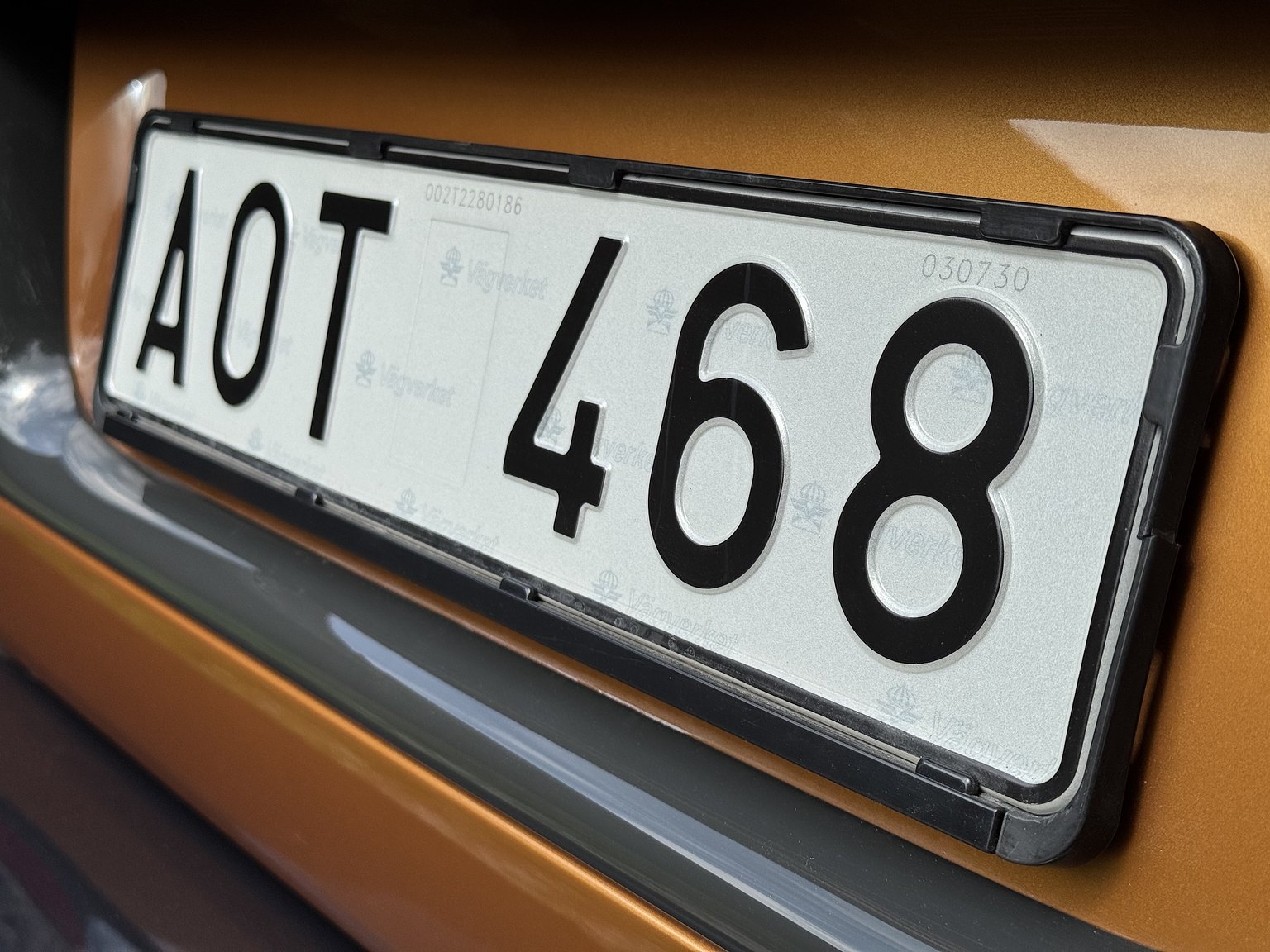Exterior image of 1996 Volvo 850 R