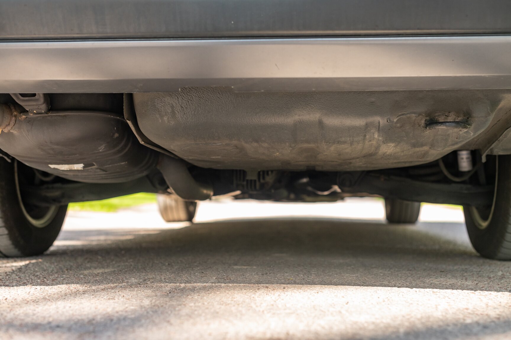 Image of 1993 Mercedes-Benz 400 E mechanics