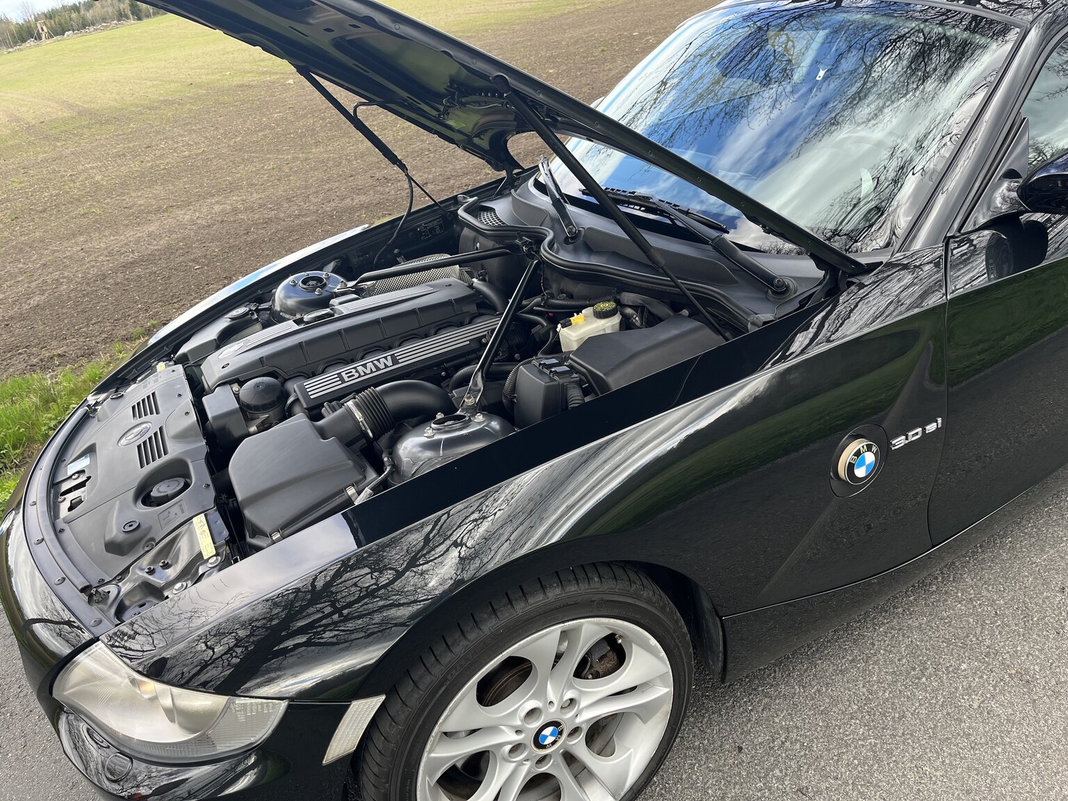 Image of 2007 BMW Z4 3.0Si Coupé mechanics