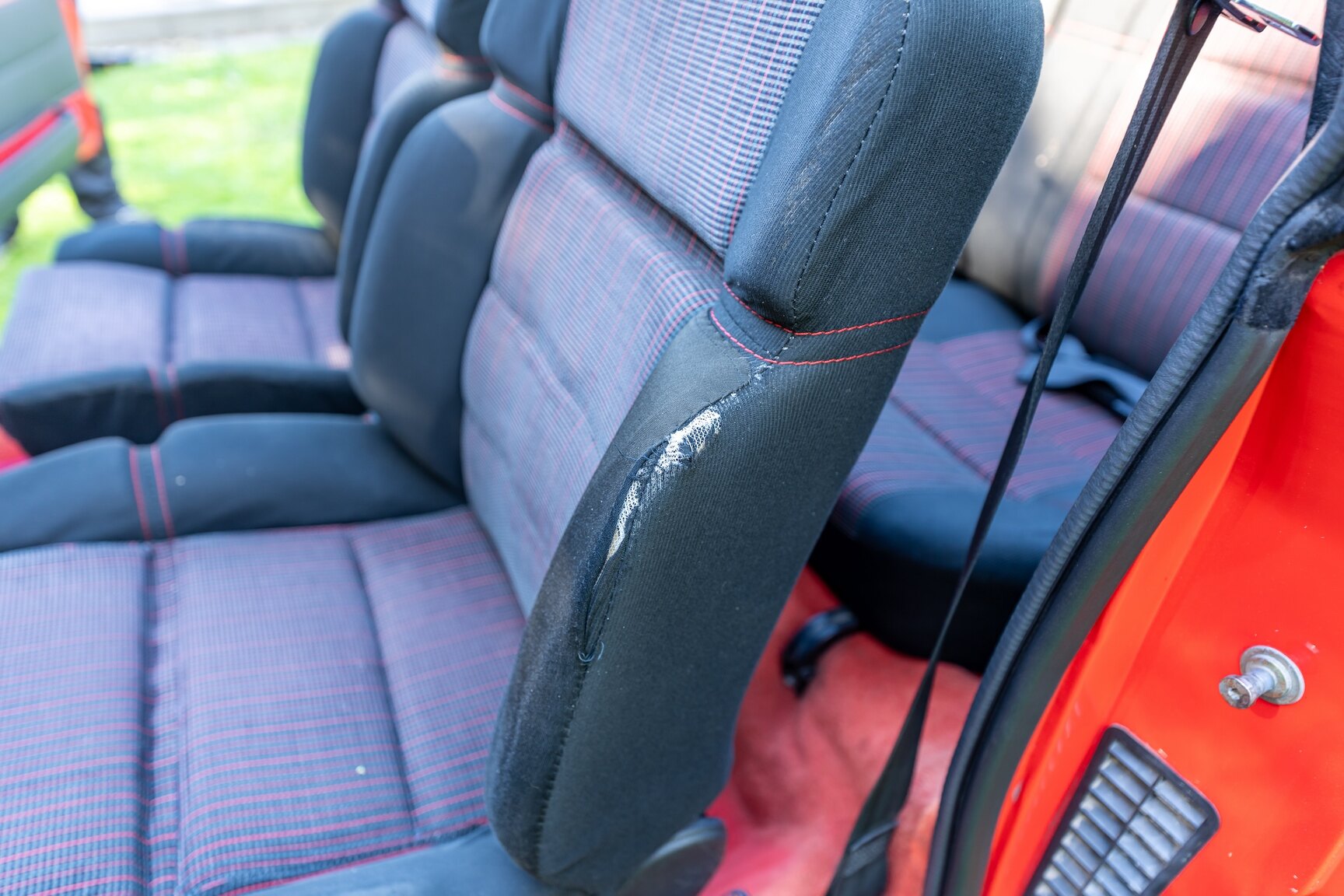 Innenraumfoto von 1987 Peugeot 205 CTI 1.6