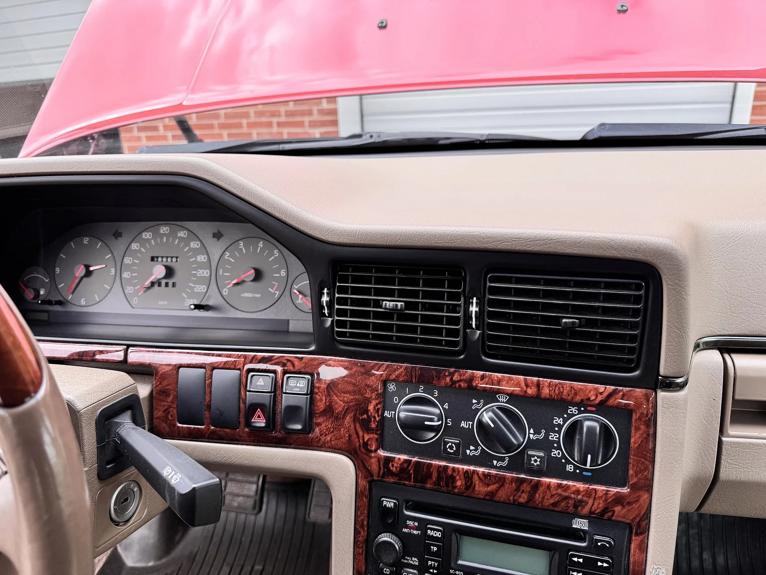 Innenraumfoto von 1998 Volvo S90 3.0 (50)