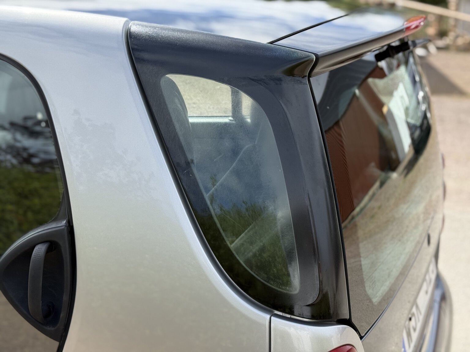 Exterior image of 2005 Smart Fortwo 0.7