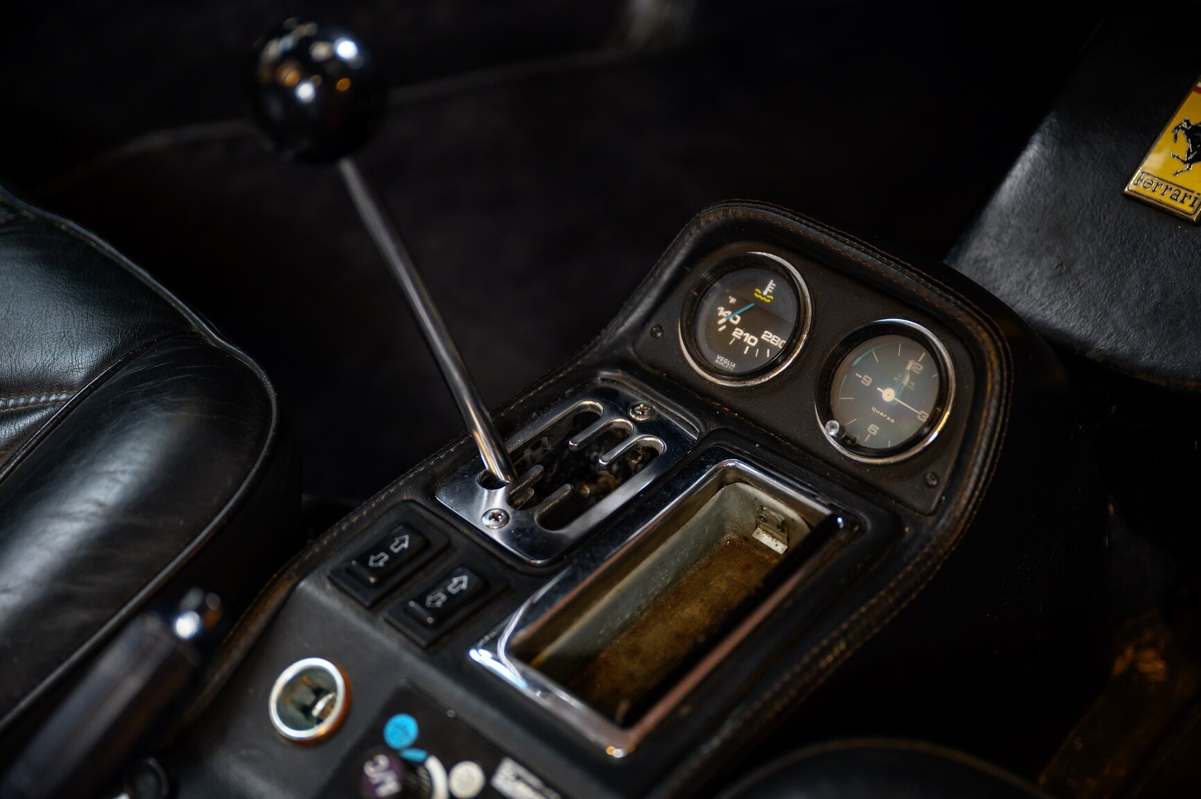 Interiörbild 1982 Ferrari 308 GTSI