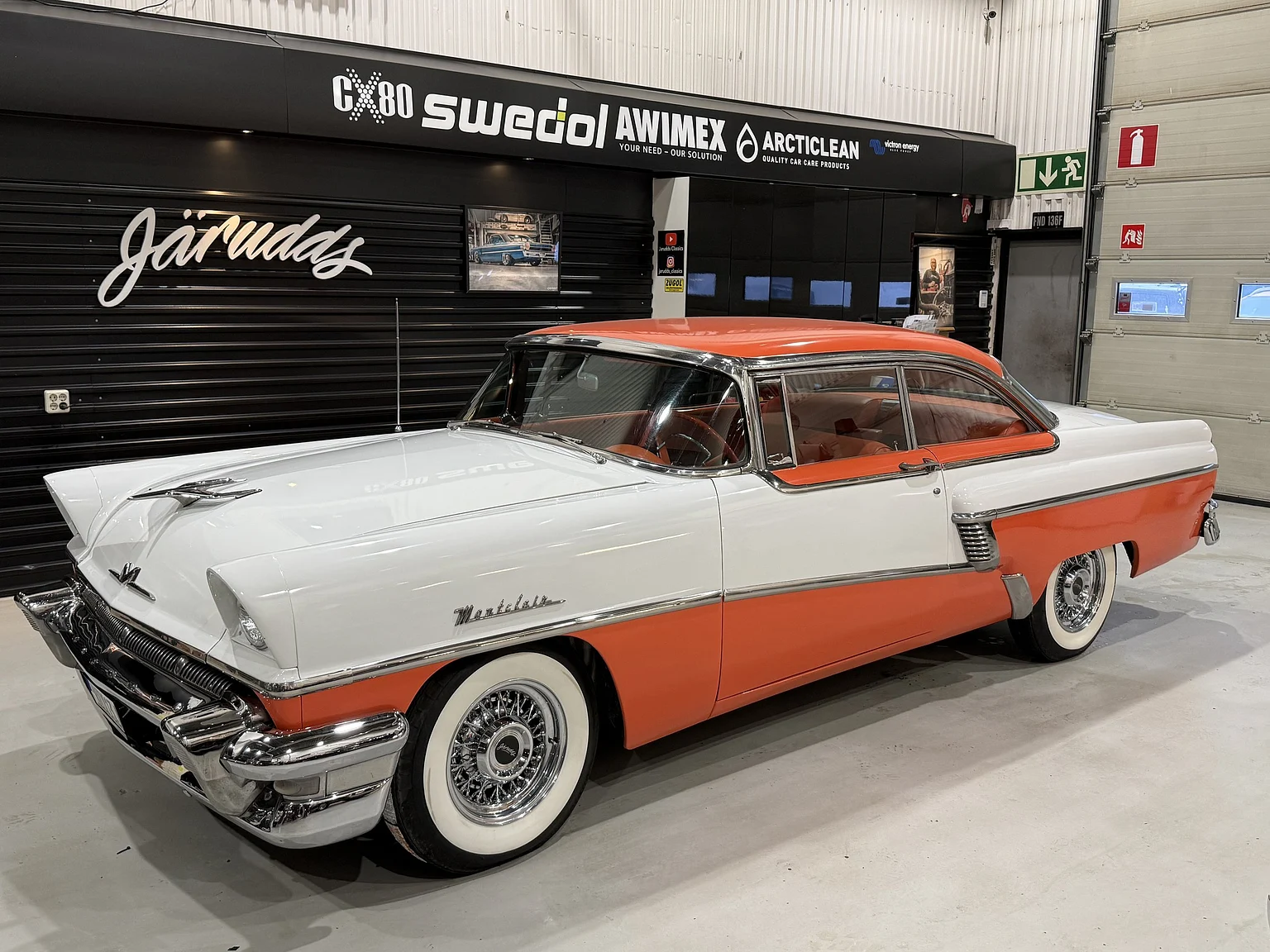 Exteriörbild på 1956 Mercury Montclair Sport Sedan (95)
