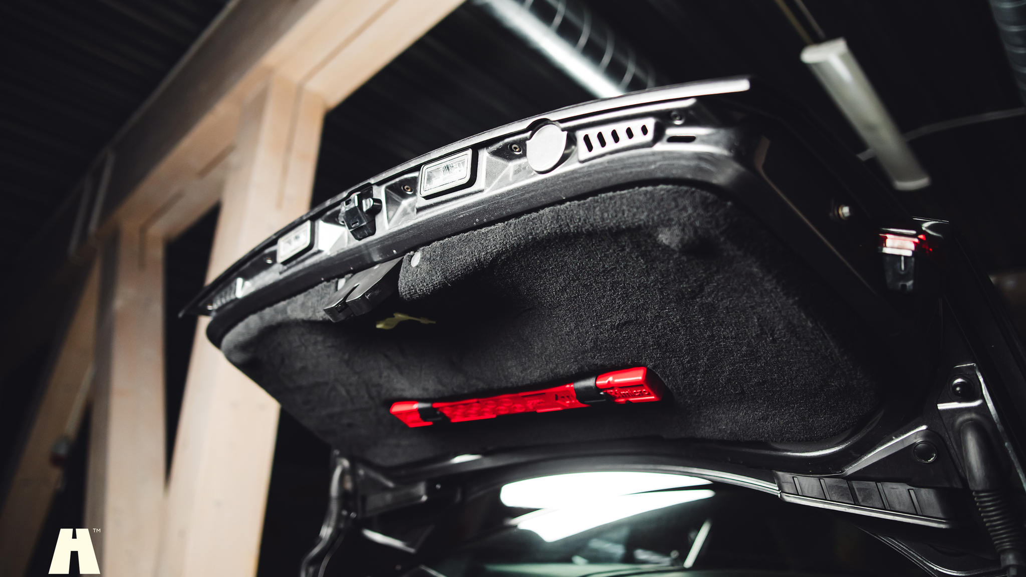 Interiörbild 2019 Aston Martin DB11 AMR (62)