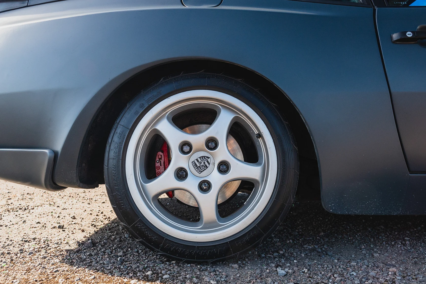 Aussenfoto 1982 Porsche 944 Trackday (23)