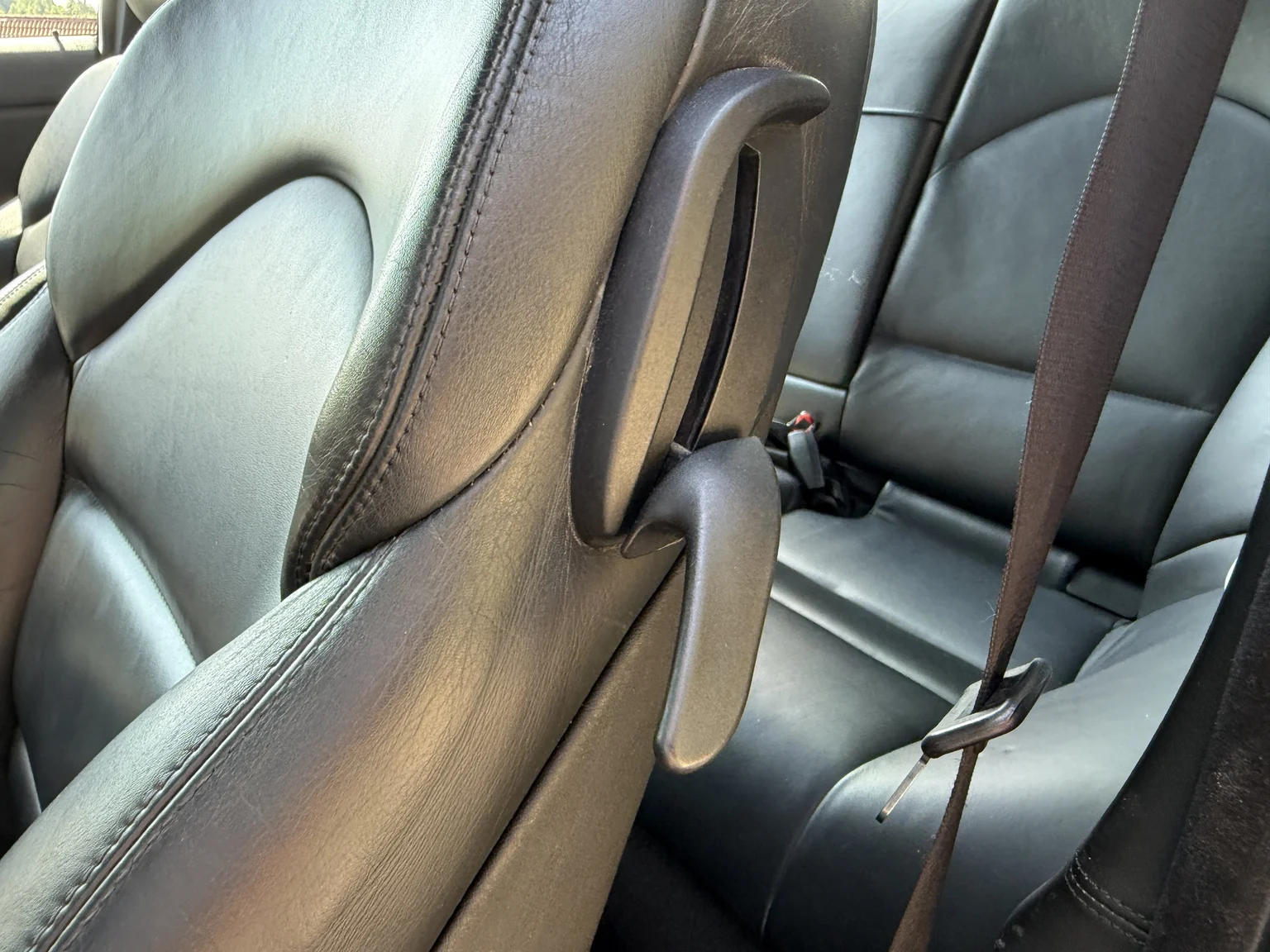 Interior image of 2004 BMW M3 Coupé (19)