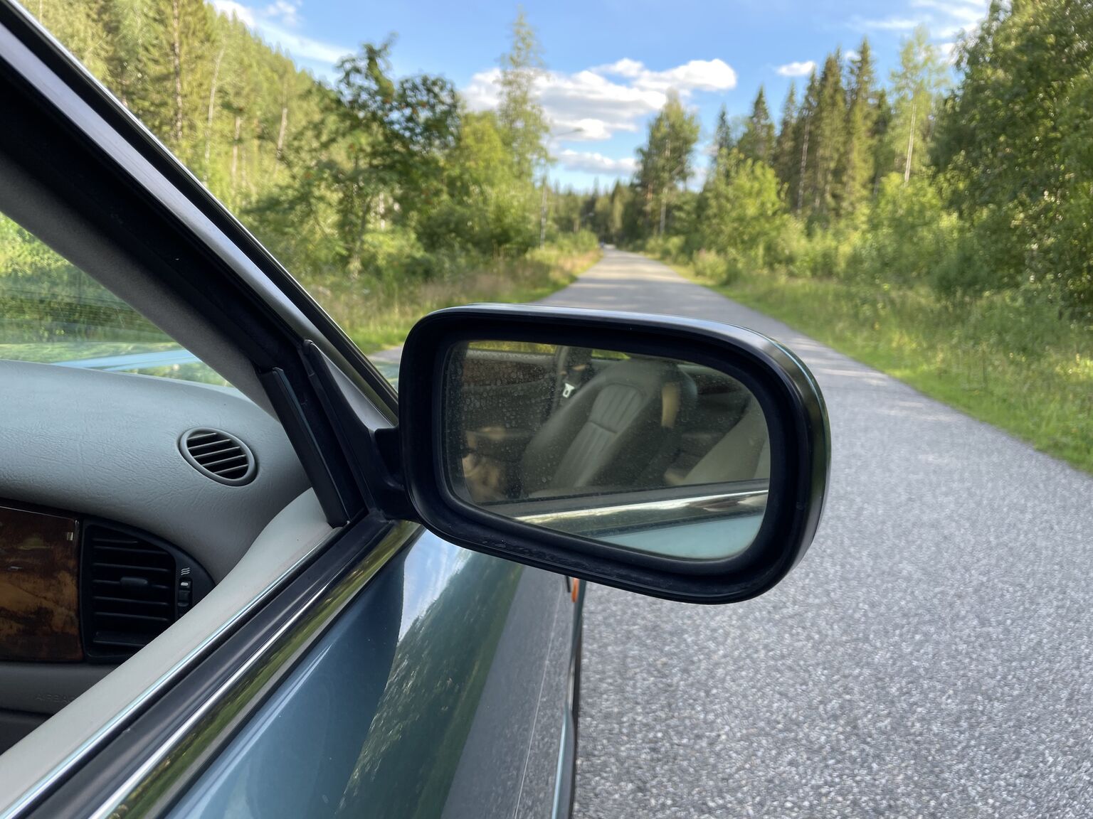 Aussenfoto 1998 Jaguar XJ8 Sovereign (41)