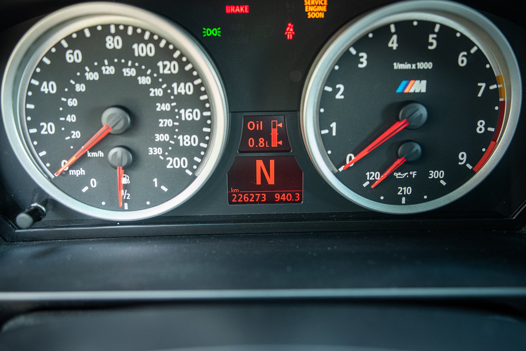 Interior image of 2006 BMW E60 M5