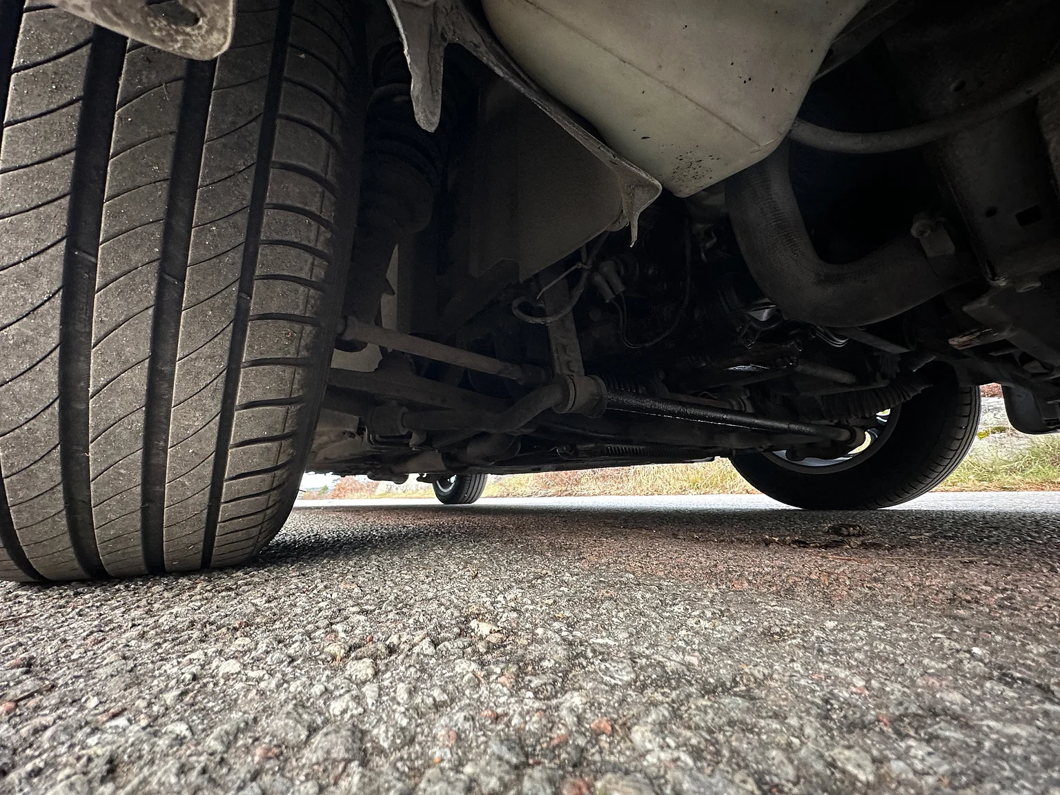 Image of 1986 Porsche 944R (31) mechanics