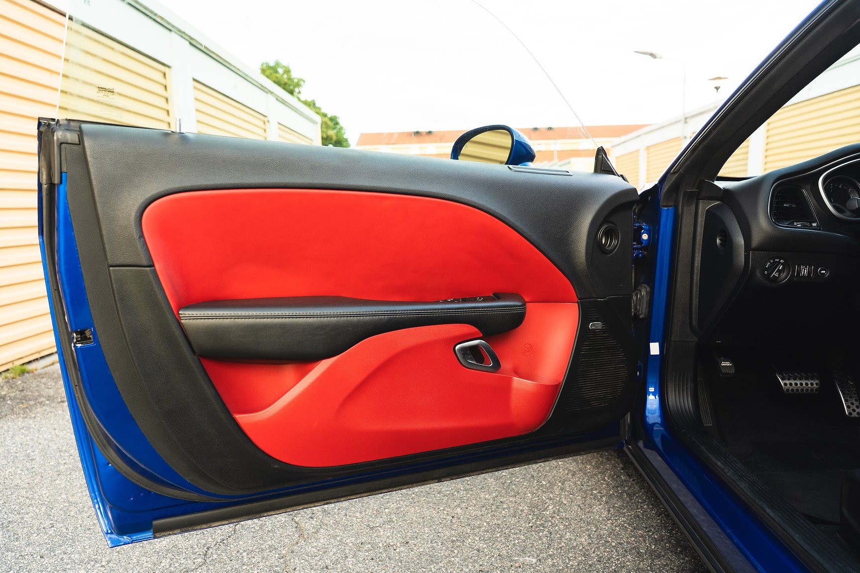 Interior image of 2018 Dodge Challenger R/T 392