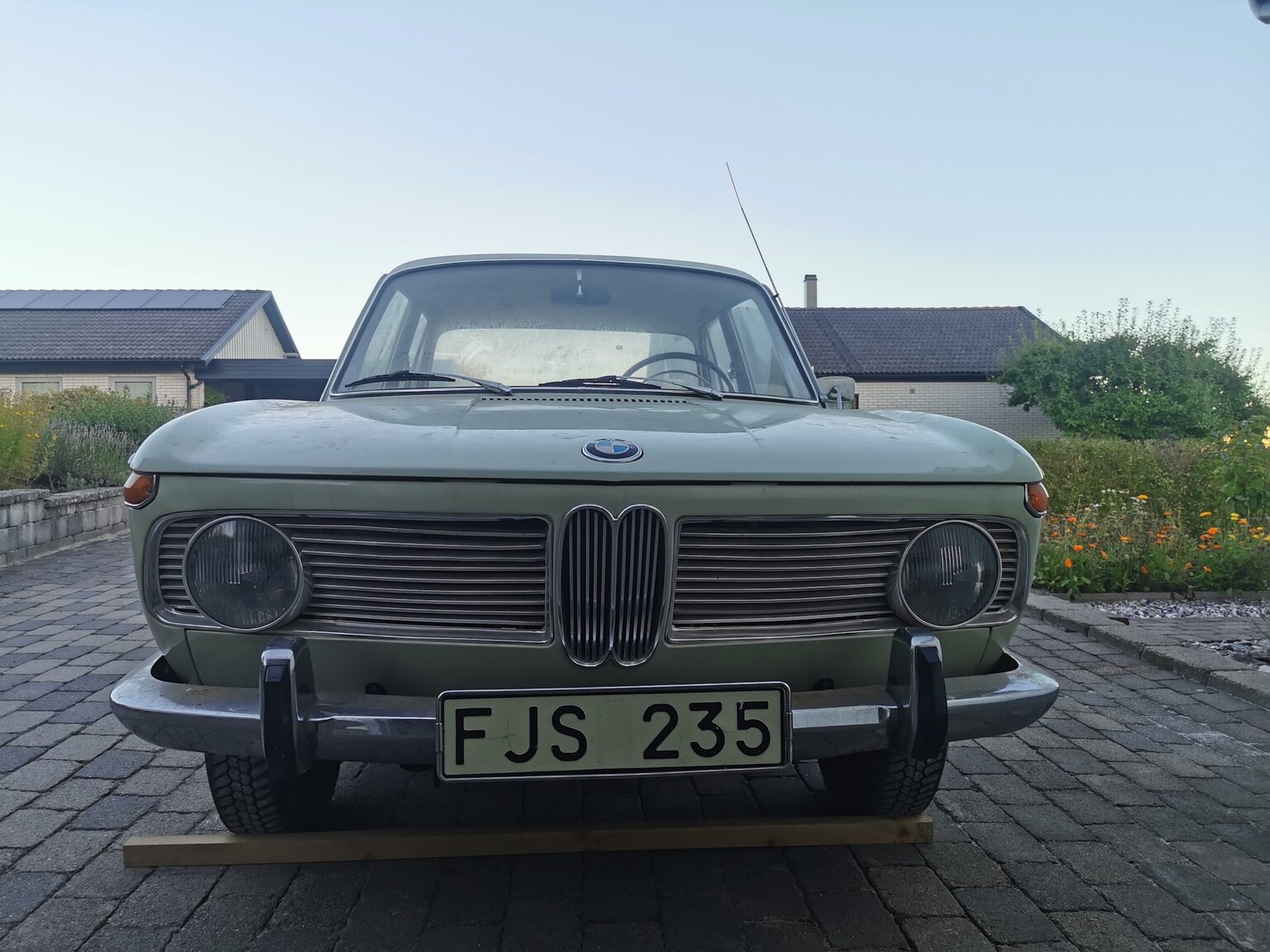 Exterior image of 1966 Renoveringsobjekt BMW 1800