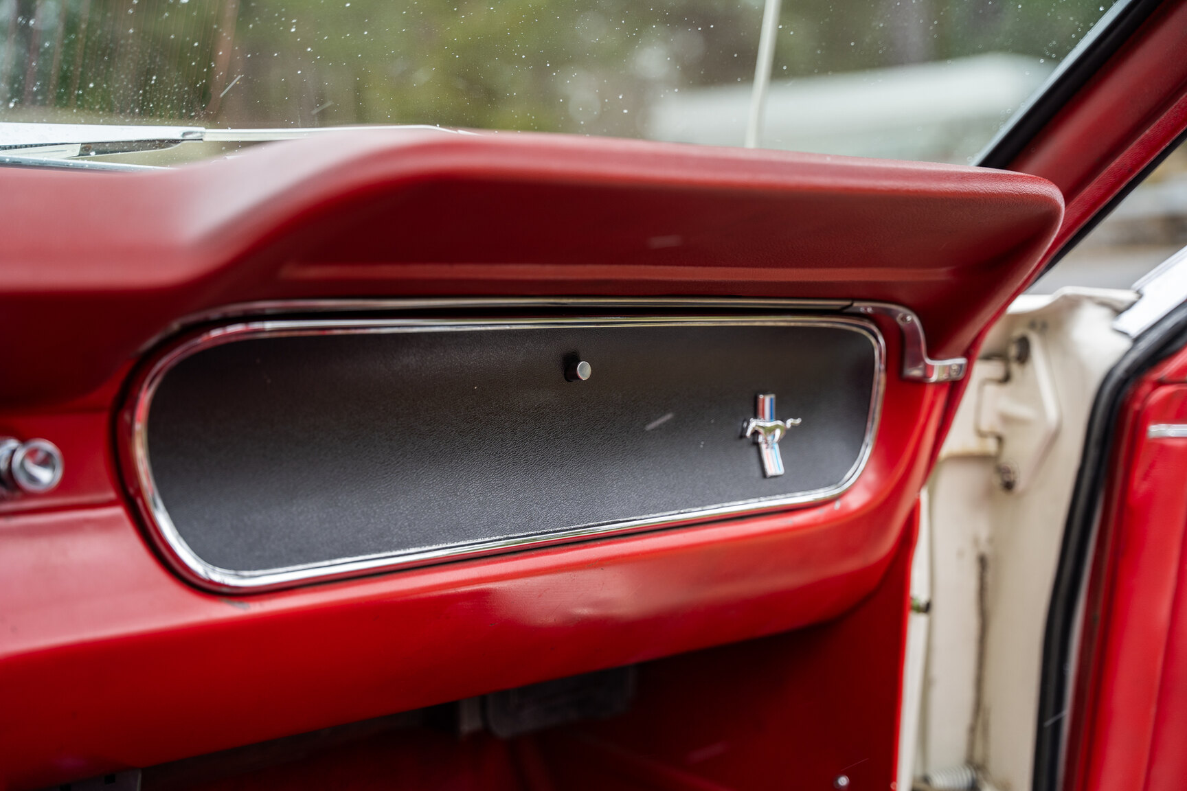 Innenraumfoto von 1965 Ford Mustang Cabriolet (34)