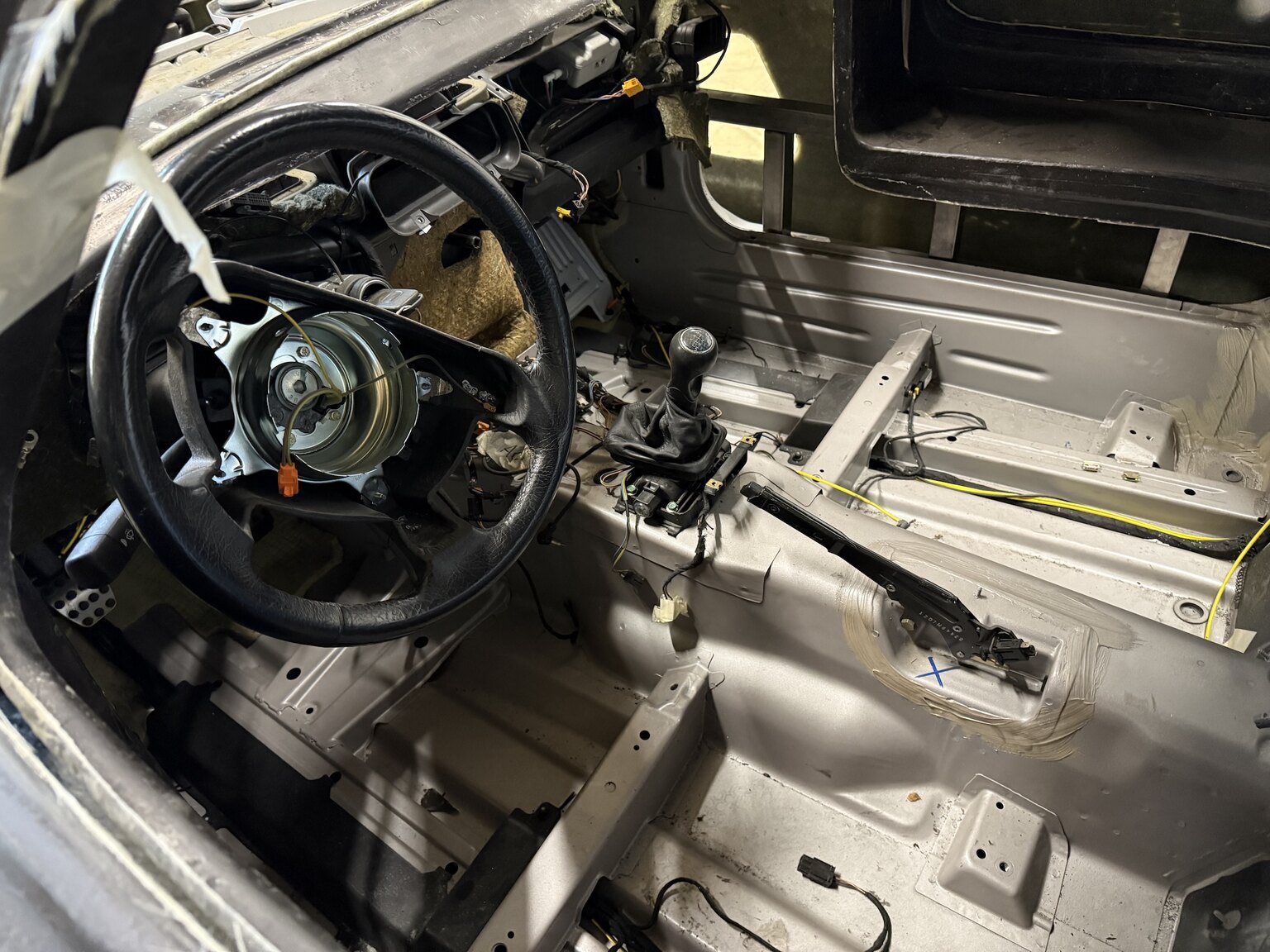 Interiörbild 2000 Mercedes-Benz SLK 230 "Gullwing" (1)