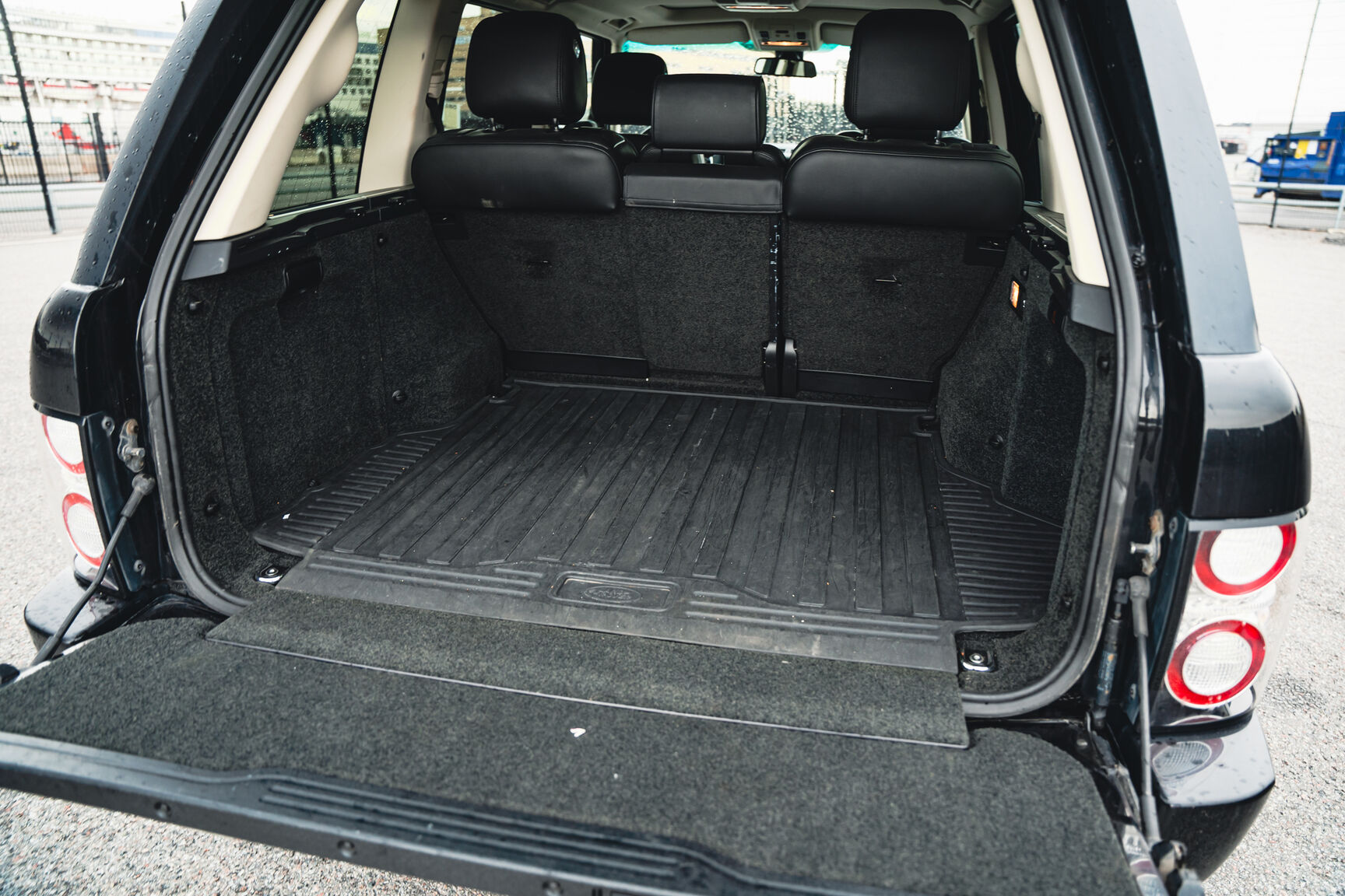 Innenraumfoto von 2012 Range Rover TDV8 Vouge