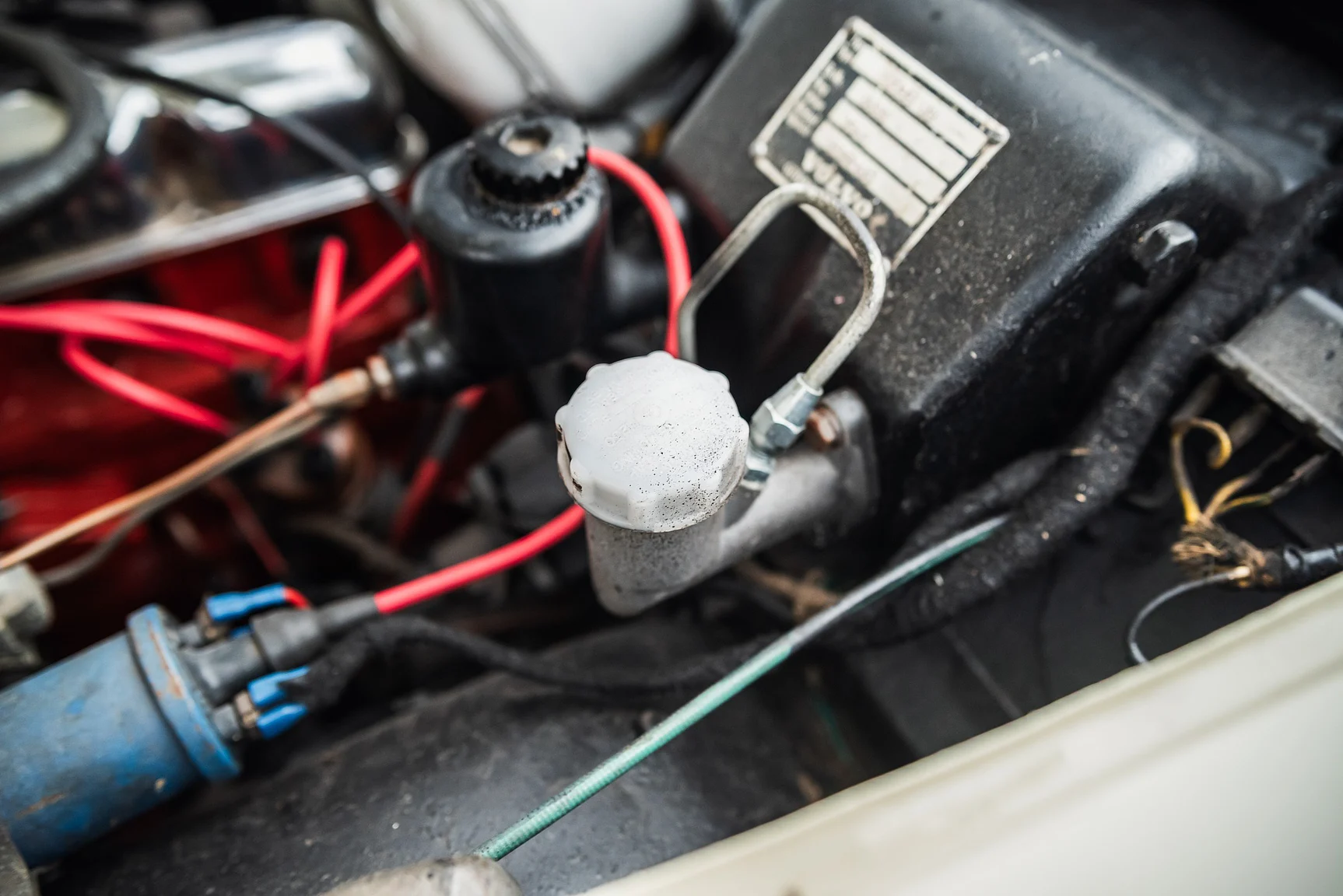 Image of 1964 Volvo P 1800S (25) mechanics