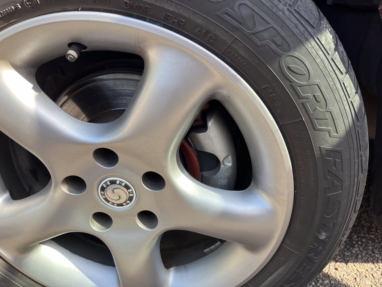 Exterior image of 1990 Mercedes-Benz 230 E