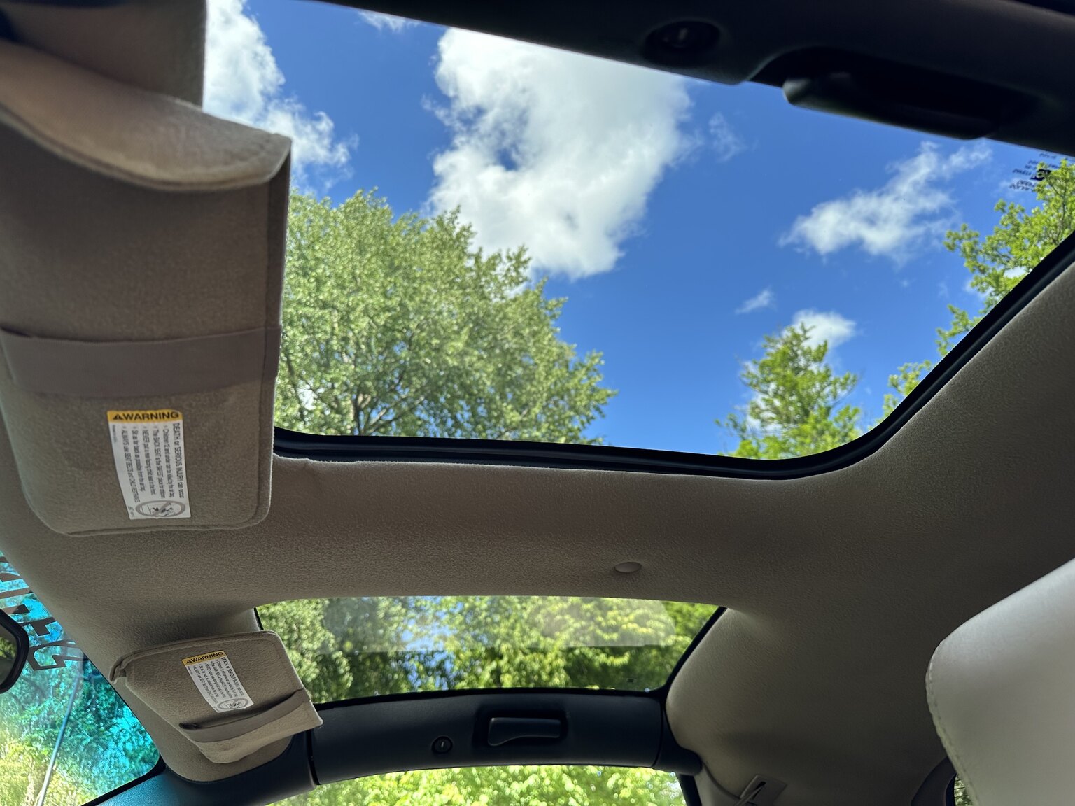 Interior image of 2000 Pontiac TransAm Firebird (8)