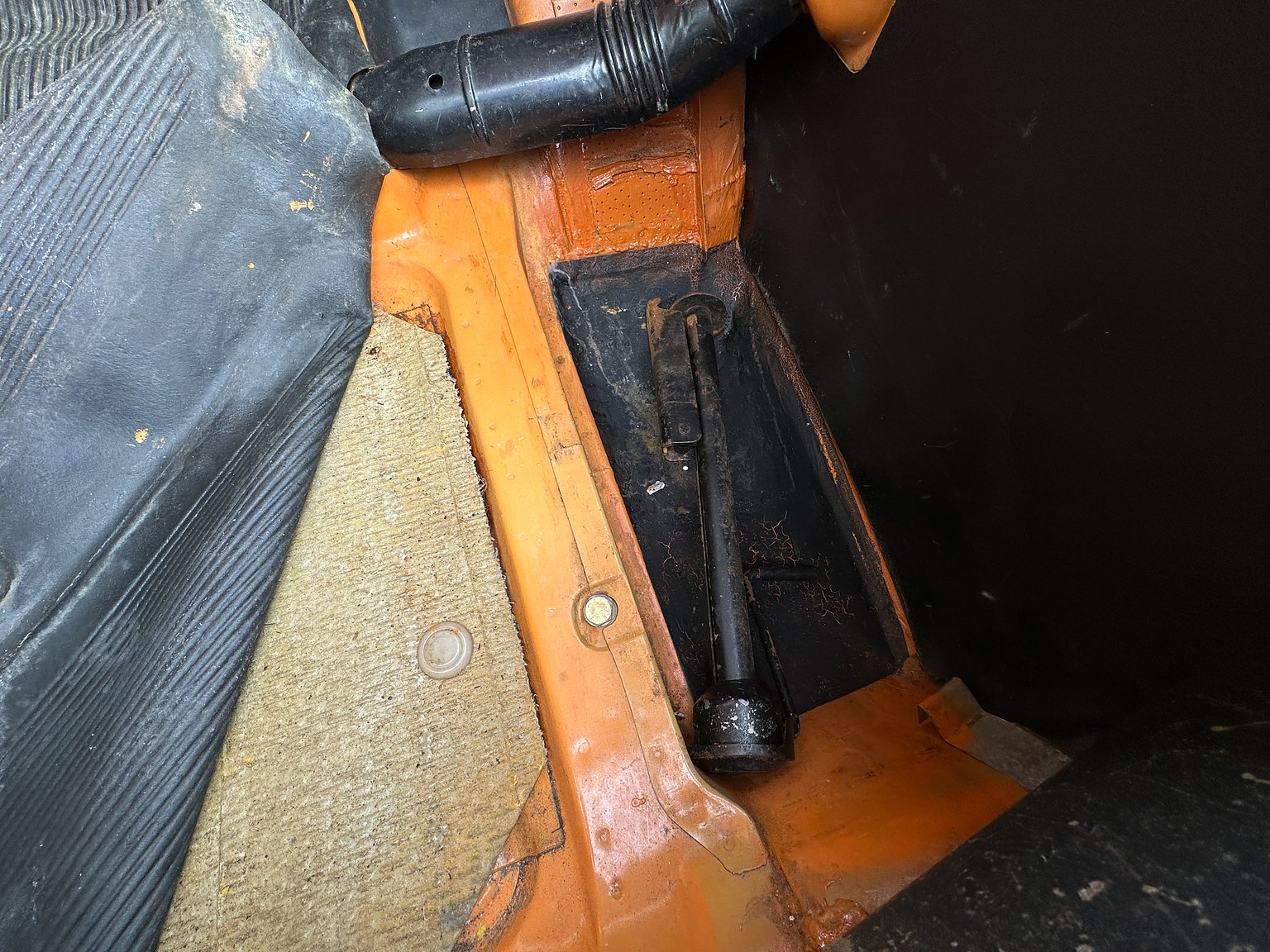 Interiörbild 1974 Volvo 142 2.0