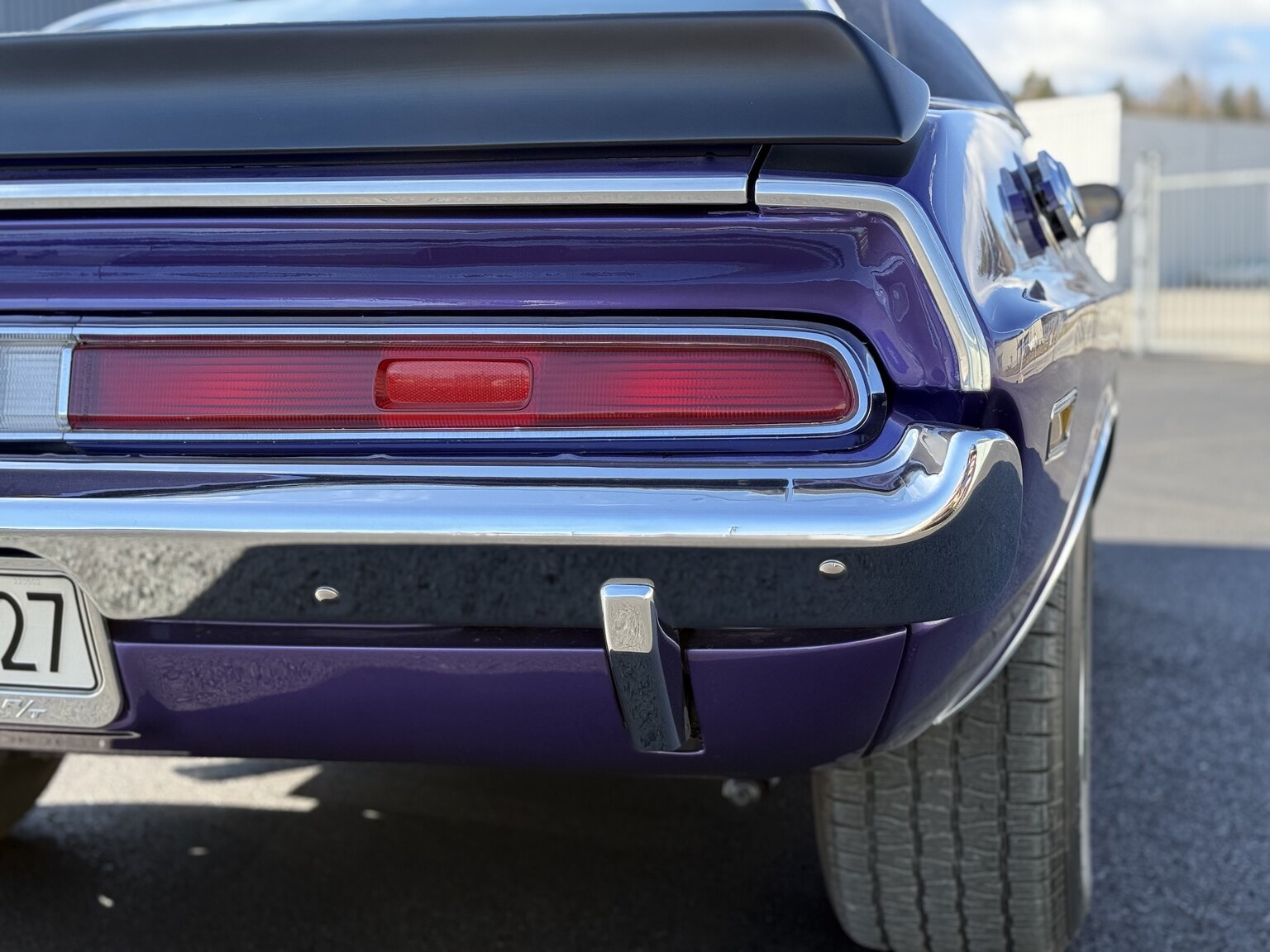 Exteriörbild på 1970 Dodge Challenger T/A 440 cui