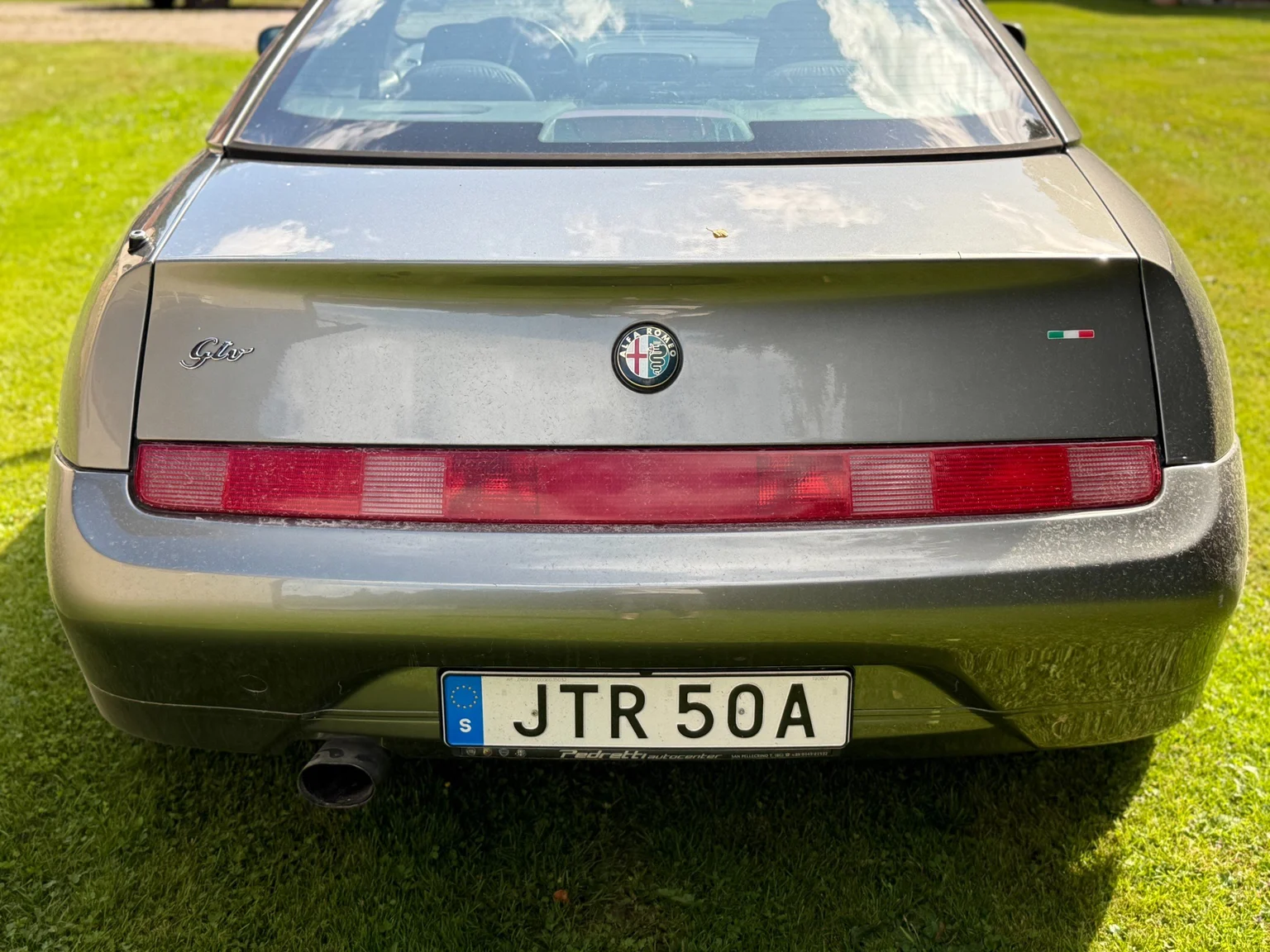 Exterior image of 1997 Alfa Romeo GTV (9)